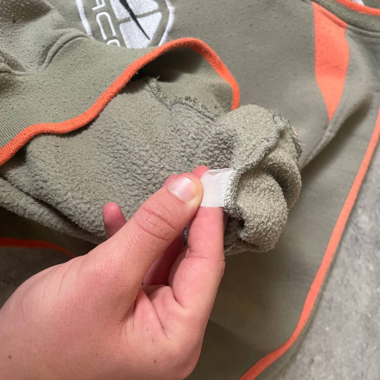 Nike × Nike ACG × Vintage Vintage Nike Acg Central Logo Sweatshirt Size US M / EU 48-50 / 2 - 5 Thumbnail