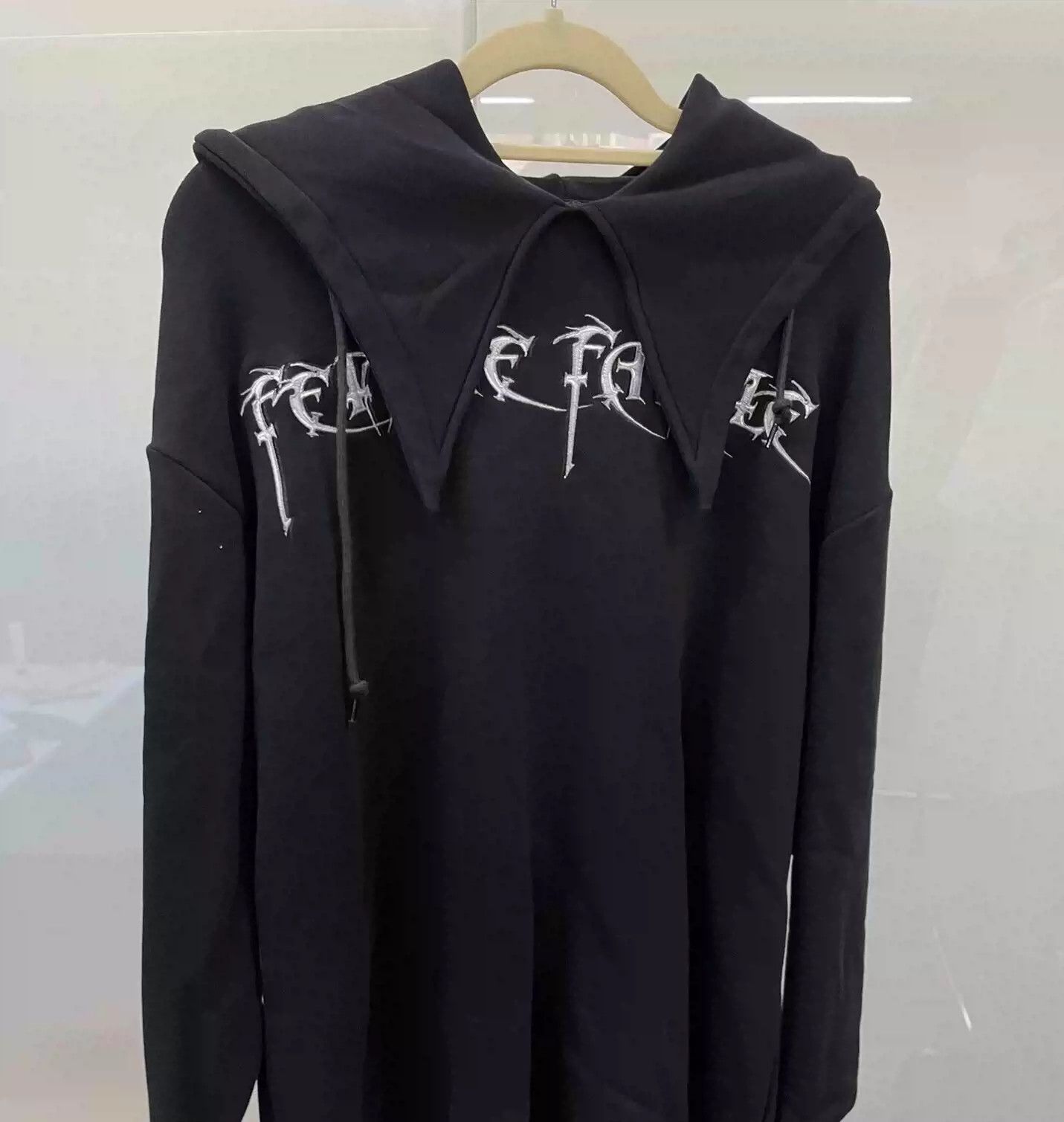 Balenciaga Balenciaga Hoodie Size US S / EU 44-46 / 1 - 1 Thumbnail