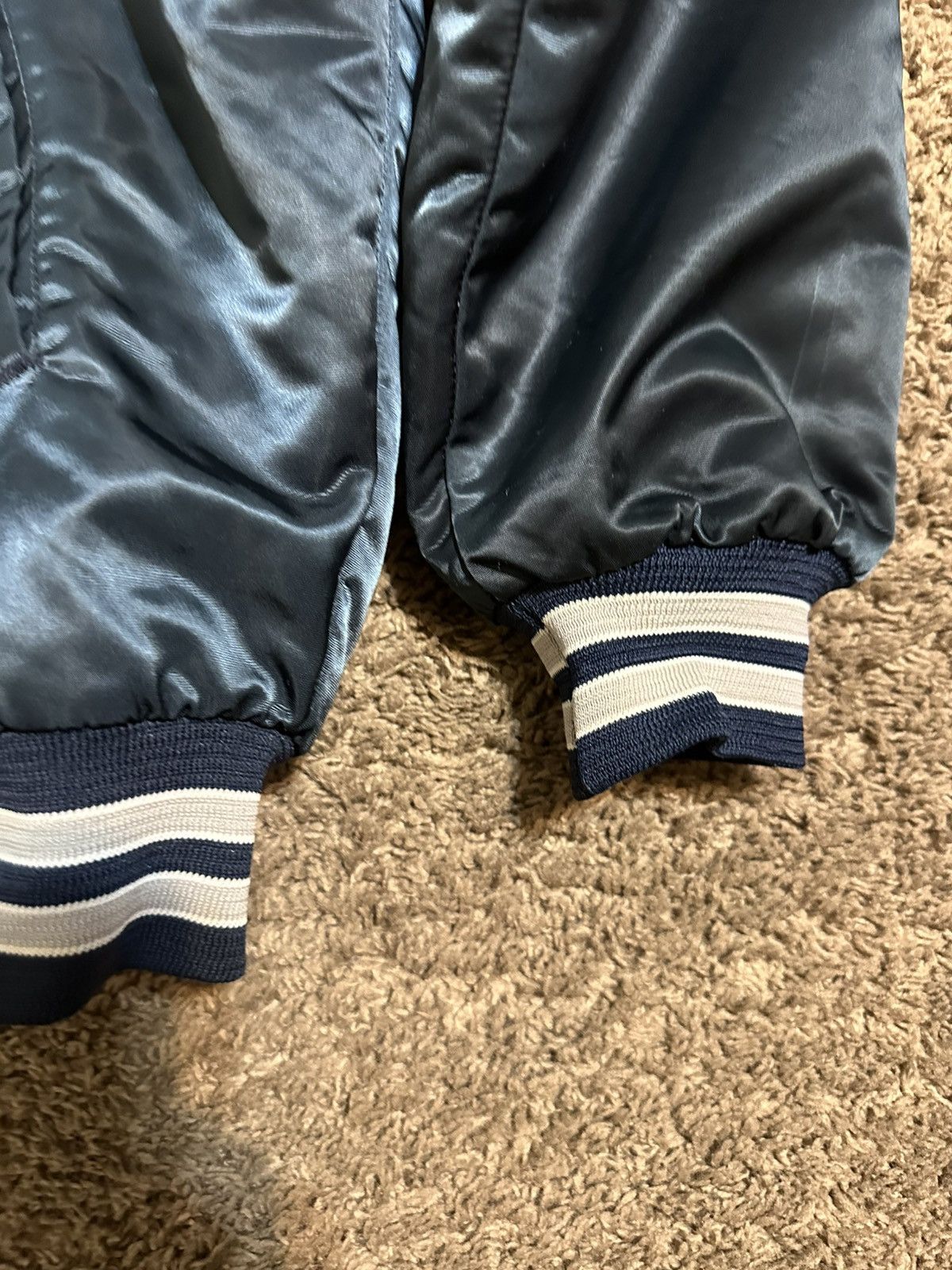 NFL Vintage NFL Chalk Line Dallas Cowboys jacket 80s size Xl Size US XL / EU 56 / 4 - 3 Thumbnail