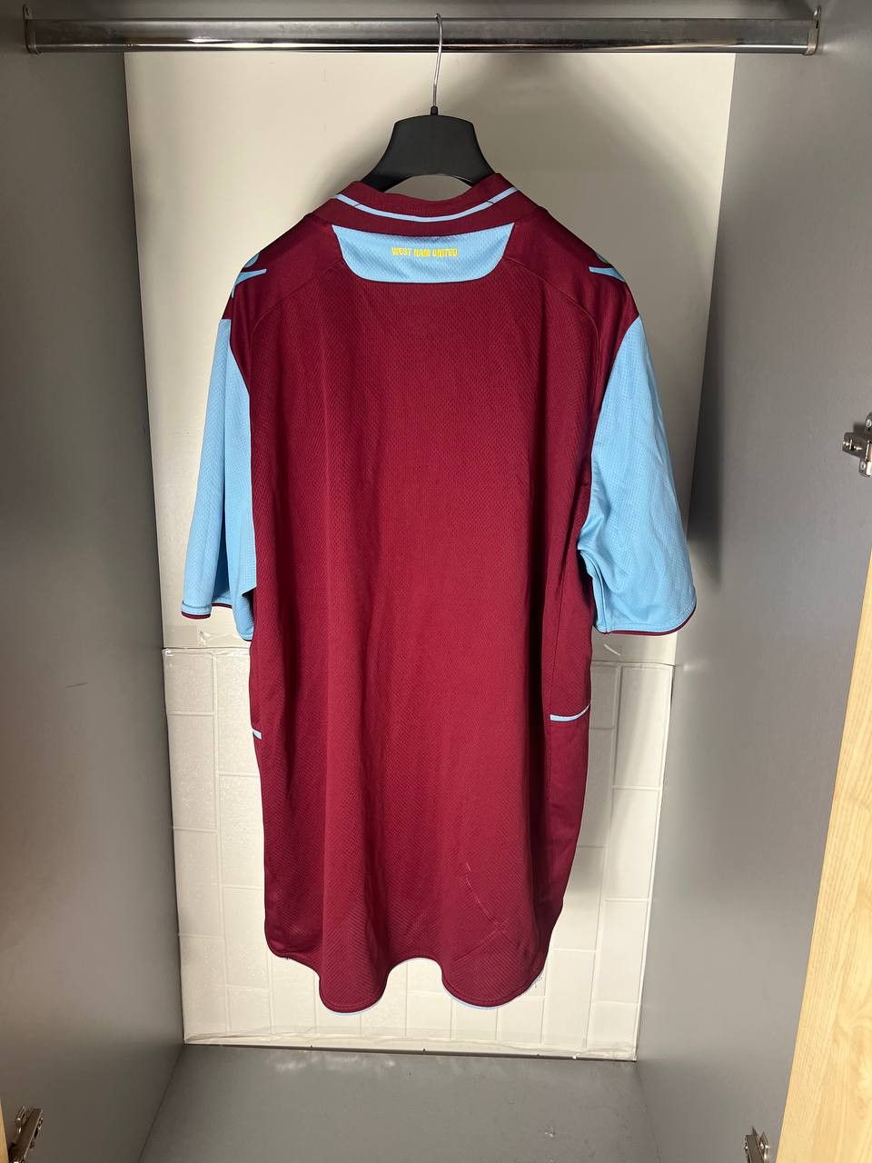 Vintage VARY RARE MACRON WEST HAM UNITED ENGLAND SOCCER JERSEY RETRO Size US XXL / EU 58 / 5 - 8 Thumbnail