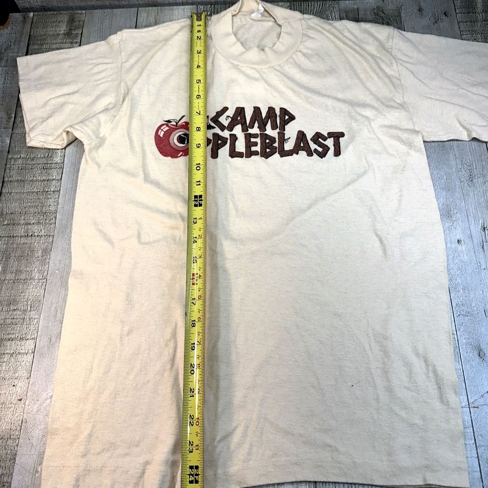 Vintage VINTAGE 1980s Sportswear T-Shirt Beige Size L Women USA 42/44 Single Stitch (note: 42/44 as size) Size L / US 10 / IT 46 - 7 Thumbnail