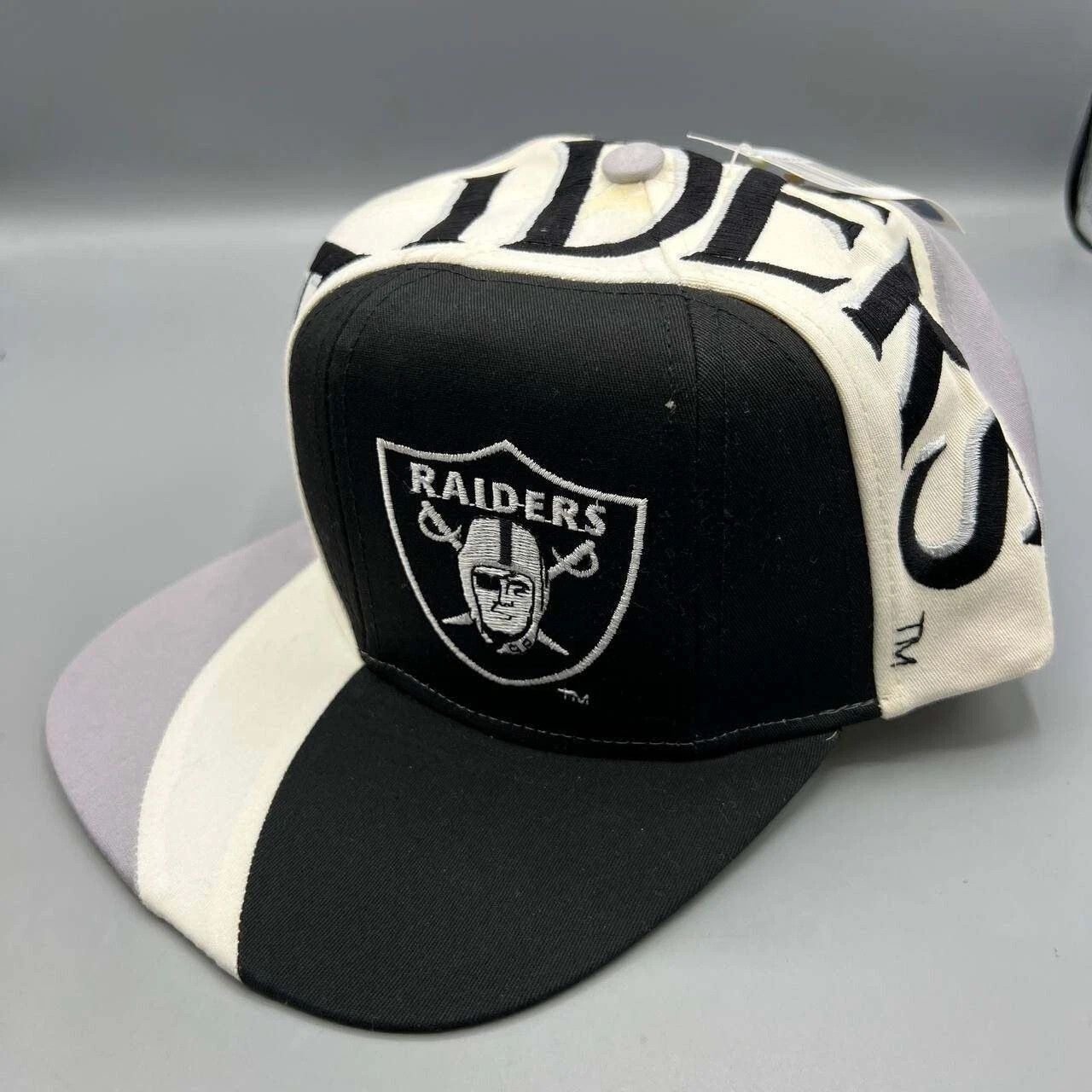 Twins Enterprise Inc. × Vintage Las Vegas Raiders Hat Men Twins Enterprise NFL Snap Back Cap Size ONE SIZE - 4 Thumbnail