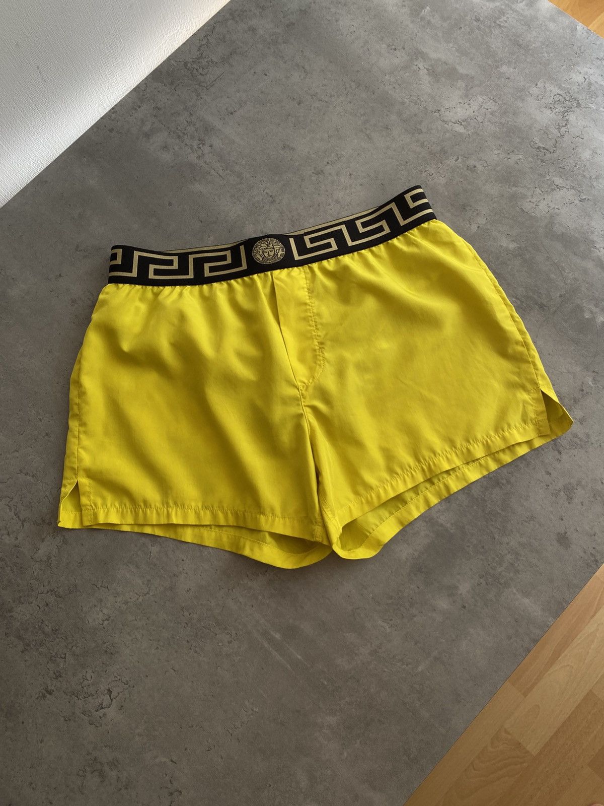 Versace Versace Greca Border Medusa Yellow/BlackSwim Shorts Size US 30 / EU 46 - 1 Thumbnail
