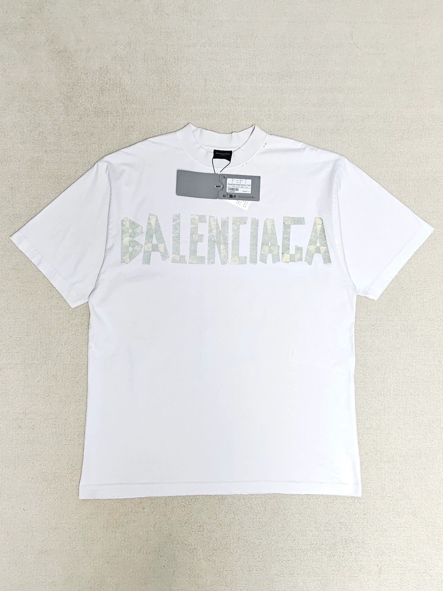Balenciaga Balenciaga 24ss rice white tape adhesive tape TAPE TYPE embossed paper short sleeves Size US XS / EU 42 / 0 - 1 Thumbnail
