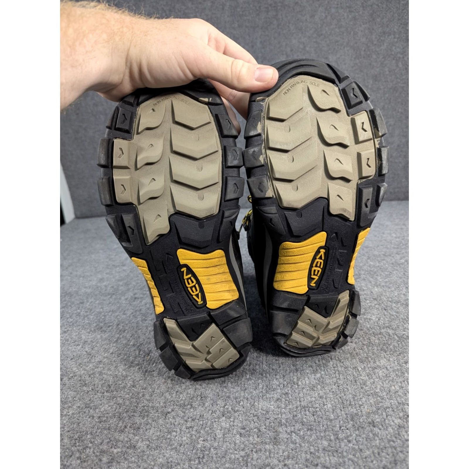 KEEN KEEN Summit County II 450g Insulated Winter Hiking Boots Mens 9 Waterproof -35°F Gray/Black Winter Hiking Mens 9 Waterproof Boots Size US 9 / EU 42 - 5 Thumbnail