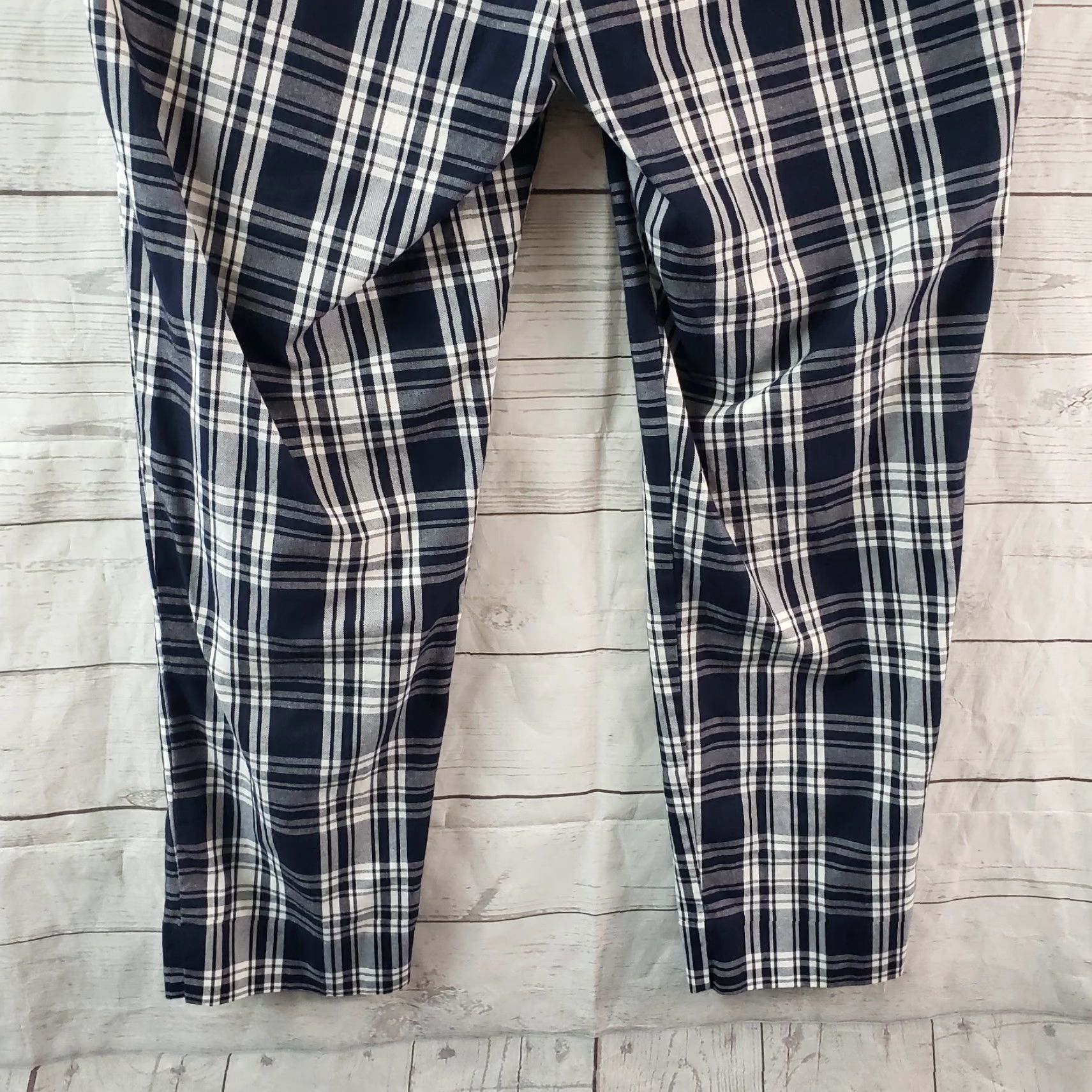 Ann Taylor Ann Taylor Womens Cropped Pants Sz 6 Blue White Plaid Mid Rise Cotton Blend Size 28" / US 6 / IT 42 - 5 Thumbnail