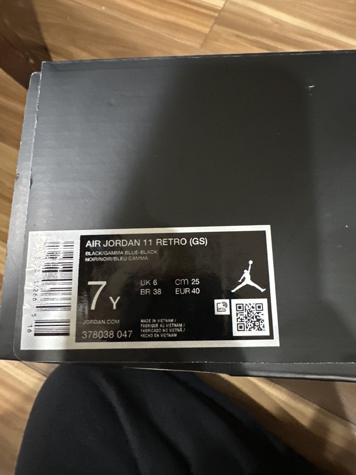 Jordan Brand Air Jordan 11 Retro GS “Gamma Blue” 2025 Size US 8.5 / IT 38.5 - 6 Thumbnail