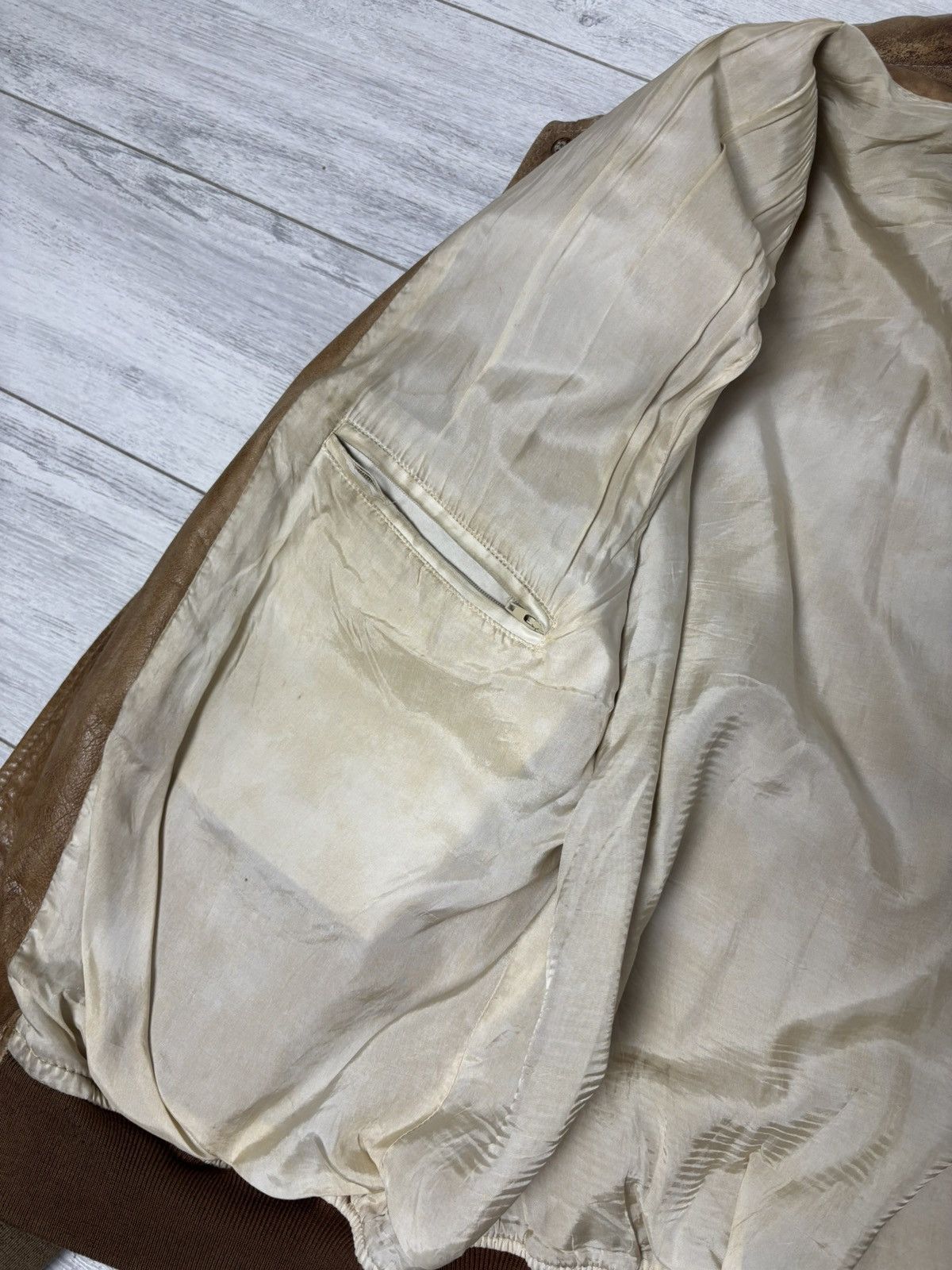 Belstaff × Vintage Rare vintage Belstaff gold Aviator leather jacket Size US L / EU 52-54 / 3 - 22 Thumbnail