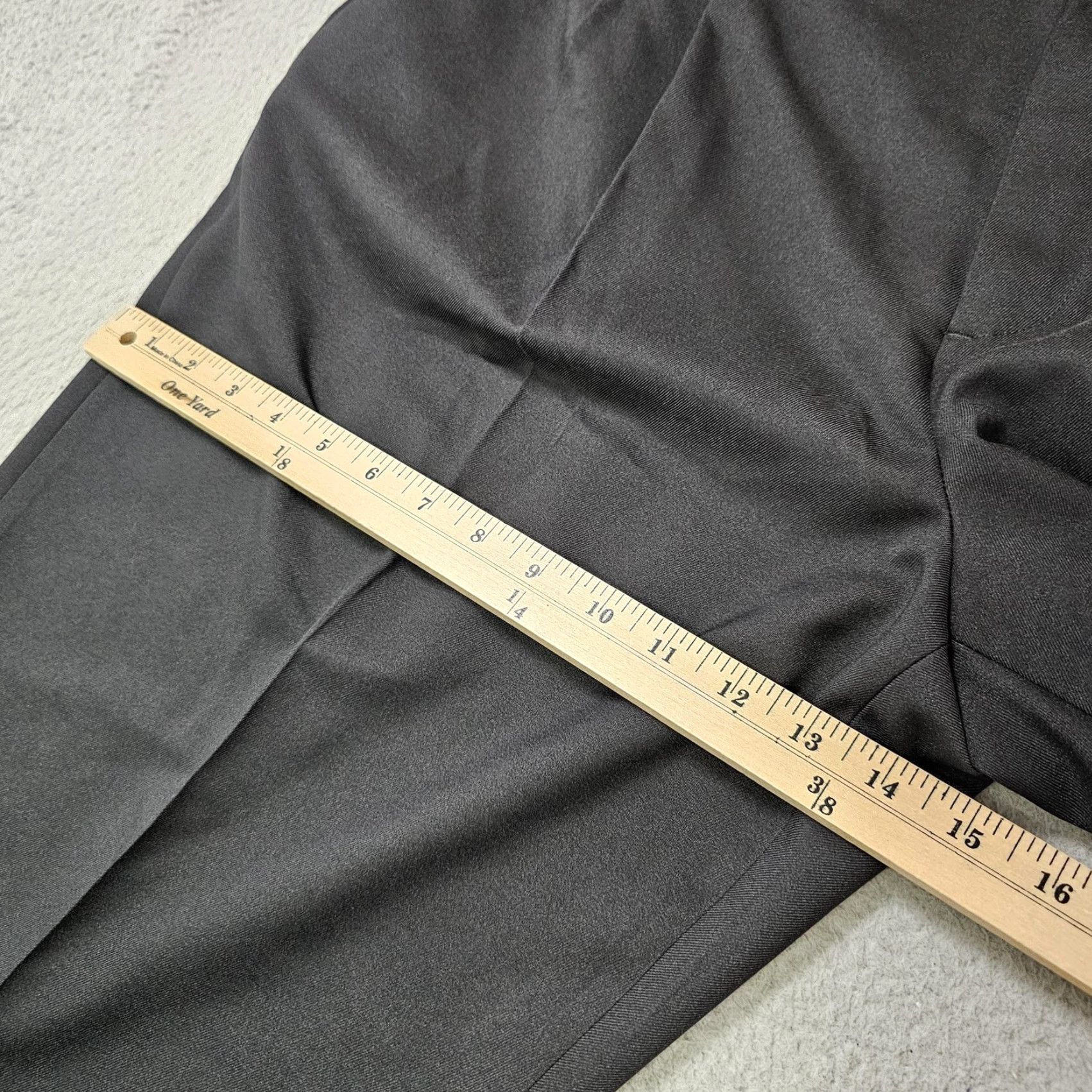 Croft & Barrow Croft & Barrow Dress Pants Mens 42x30 Black Classic Fit Pleated Cuffed-Front Zip Pockets Straight Leg Pants Mens Classic Fit Black Tie 001 Black Tie Size US 42 / EU 58 - 4 Thumbnail