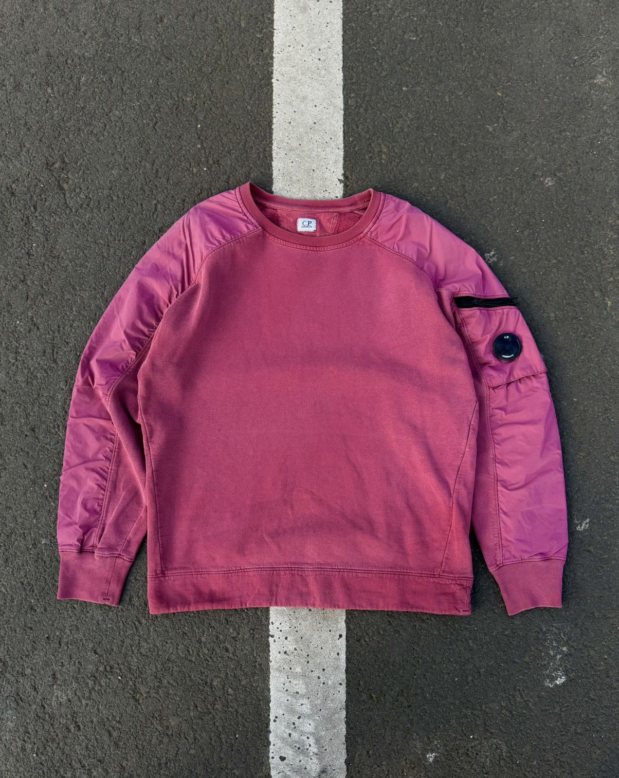 C.P. Company legit sweatshirt cp company nylon Size US L / EU 52-54 / 3 - 1 Thumbnail