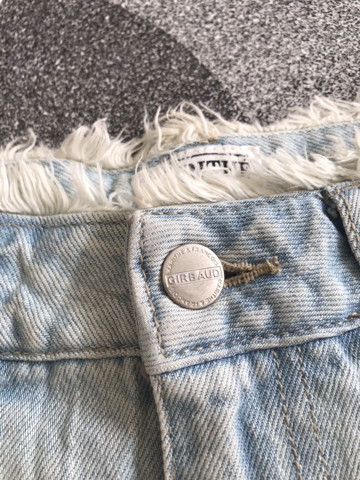 If Six Was Nine × Japanese Brand × Marithe + Francois Girbaud Marithe Francois Girbaud Fur Shorts Size US 27 - 7 Thumbnail