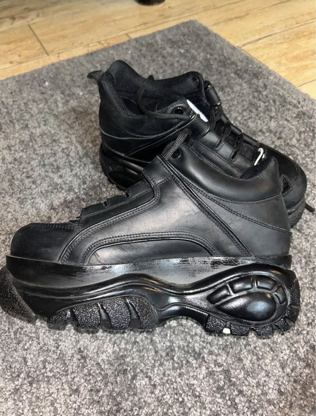 Buffalo London platform 🖤