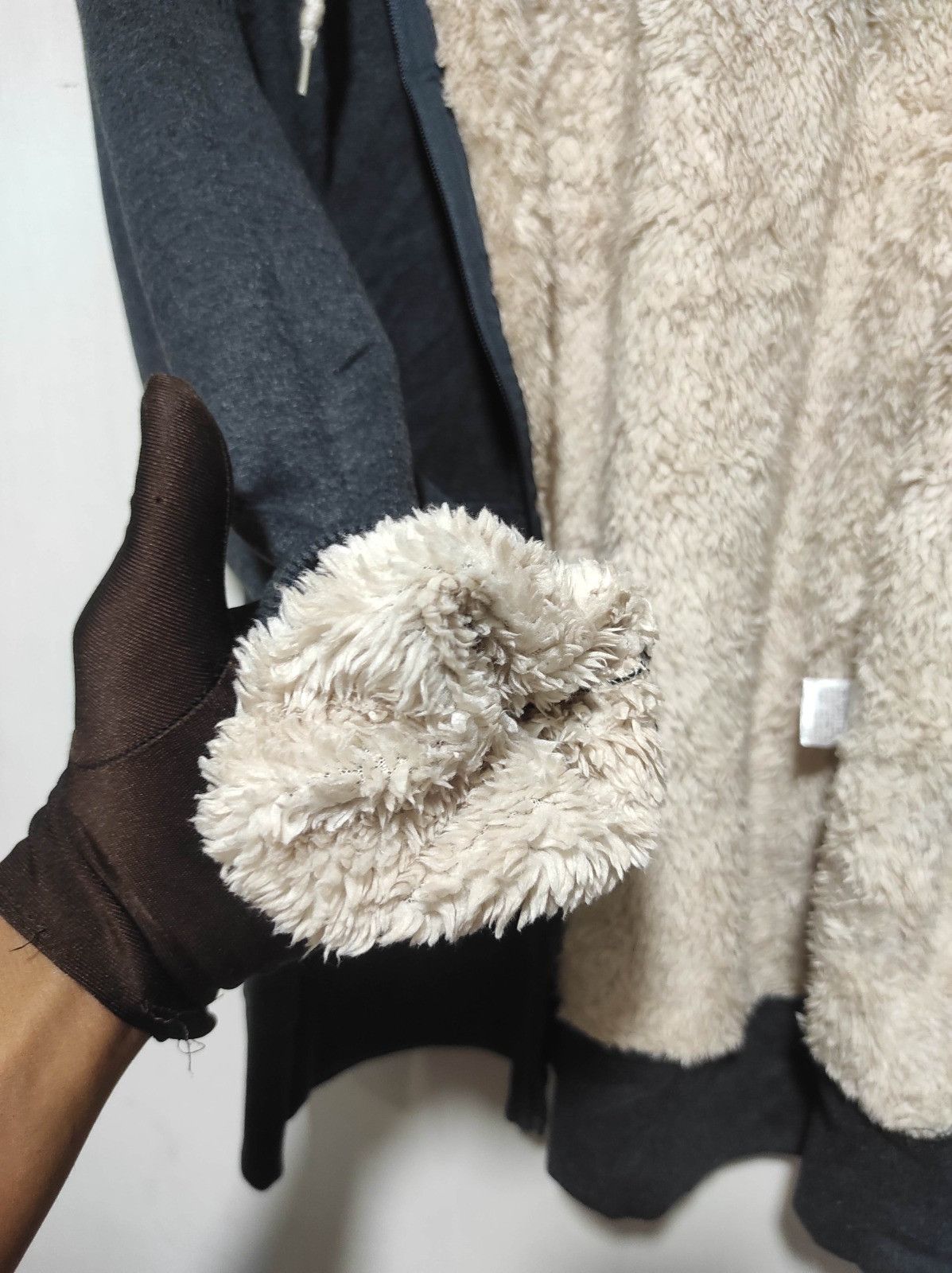 Japanese Brand Gray Sherpa Zip fur hoodie LGB style Size US L / EU 52-54 / 3 - 9 Thumbnail