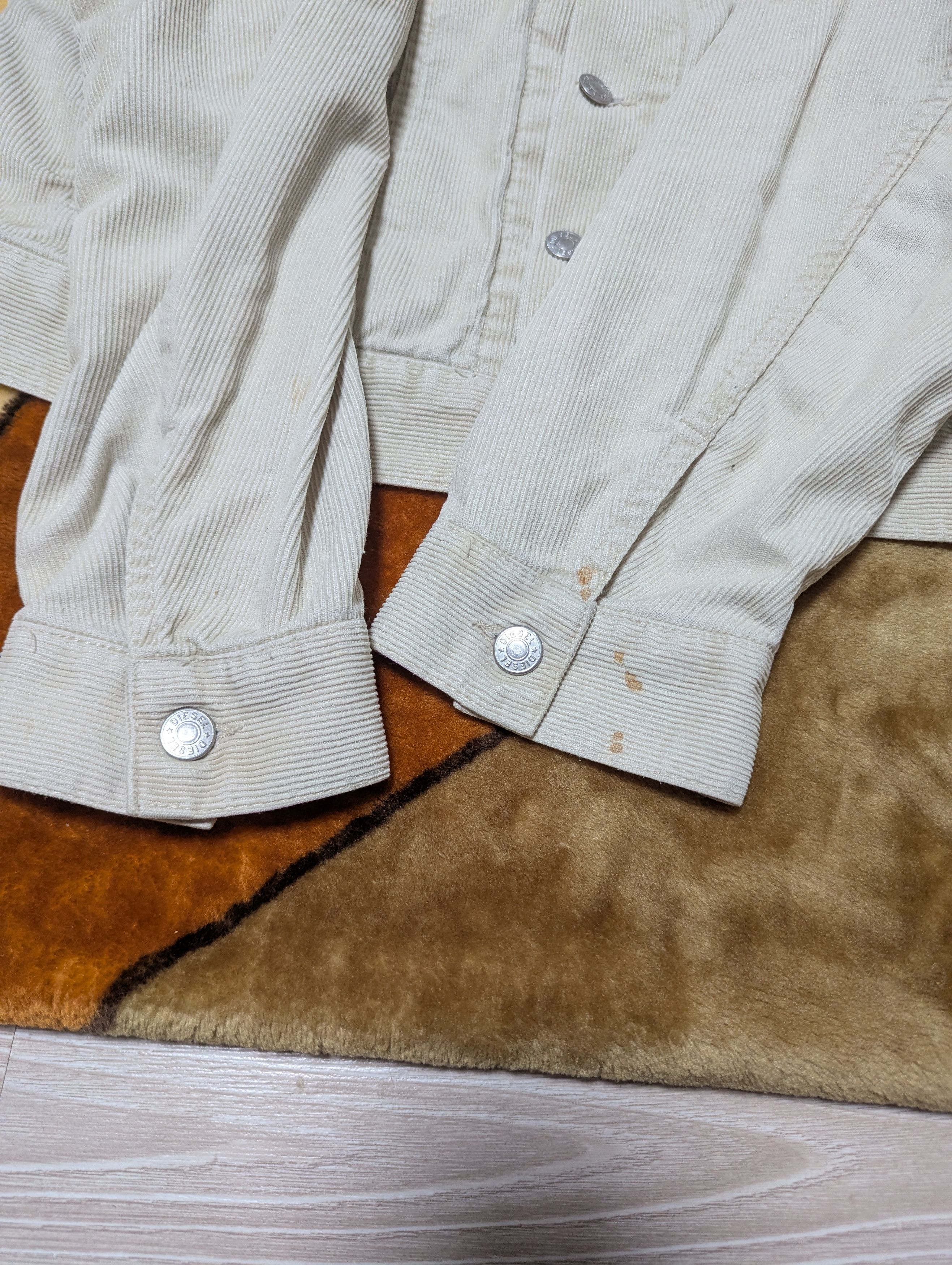 Diesel 90s Diesel Industry Cream Corduroy Trucker Jacket Boxy Fit Size US M / EU 48-50 / 2 - 4 Thumbnail