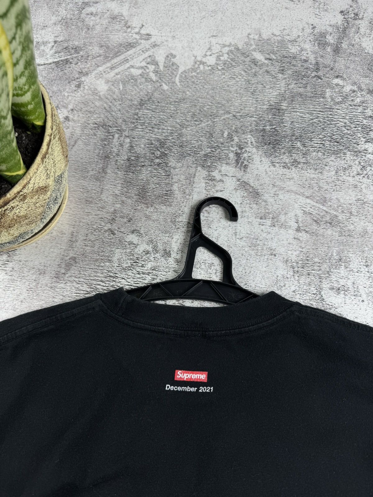Supreme Supreme Merry Christmas Dollar SS21 Art Hip Hop T Shirt Tee Size US M / EU 48-50 / 2 - 11 Thumbnail