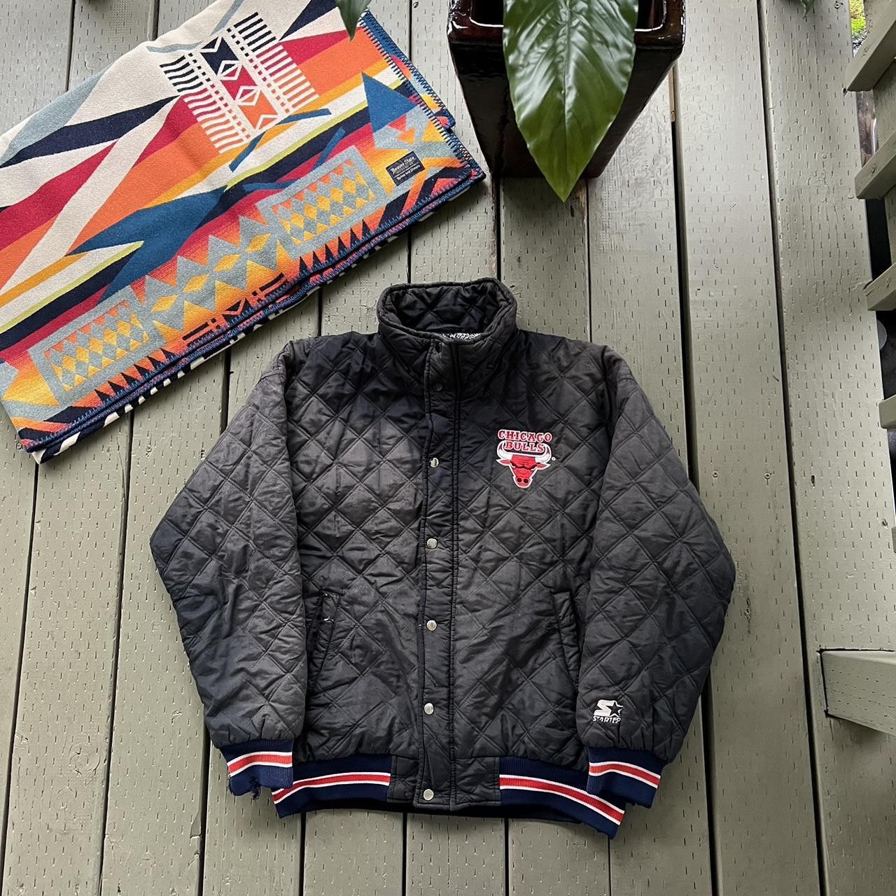 NBA × Starter × Vintage Vintage Chicago Bulls Jacket Mens Starter Size US M / EU 48-50 / 2 - 4 Thumbnail