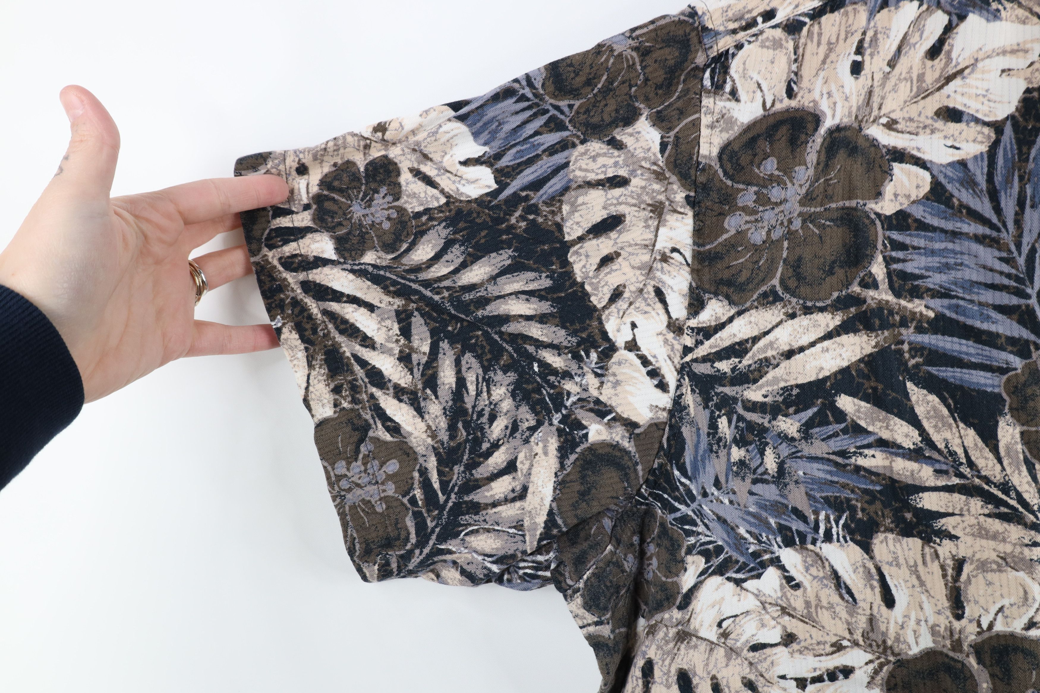 Vintage Vintage 90s Streetwear All Over Print Hawaiian Button Shirt Size US XXL / EU 58 / 5 - 5 Thumbnail