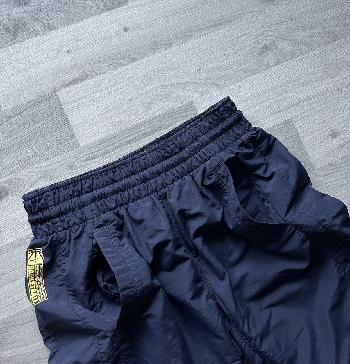 Nike × Vintage Vintage nylon shorts Nike air basketball dri fit #45 (size S Size US 30 / EU 46 - 4 Thumbnail