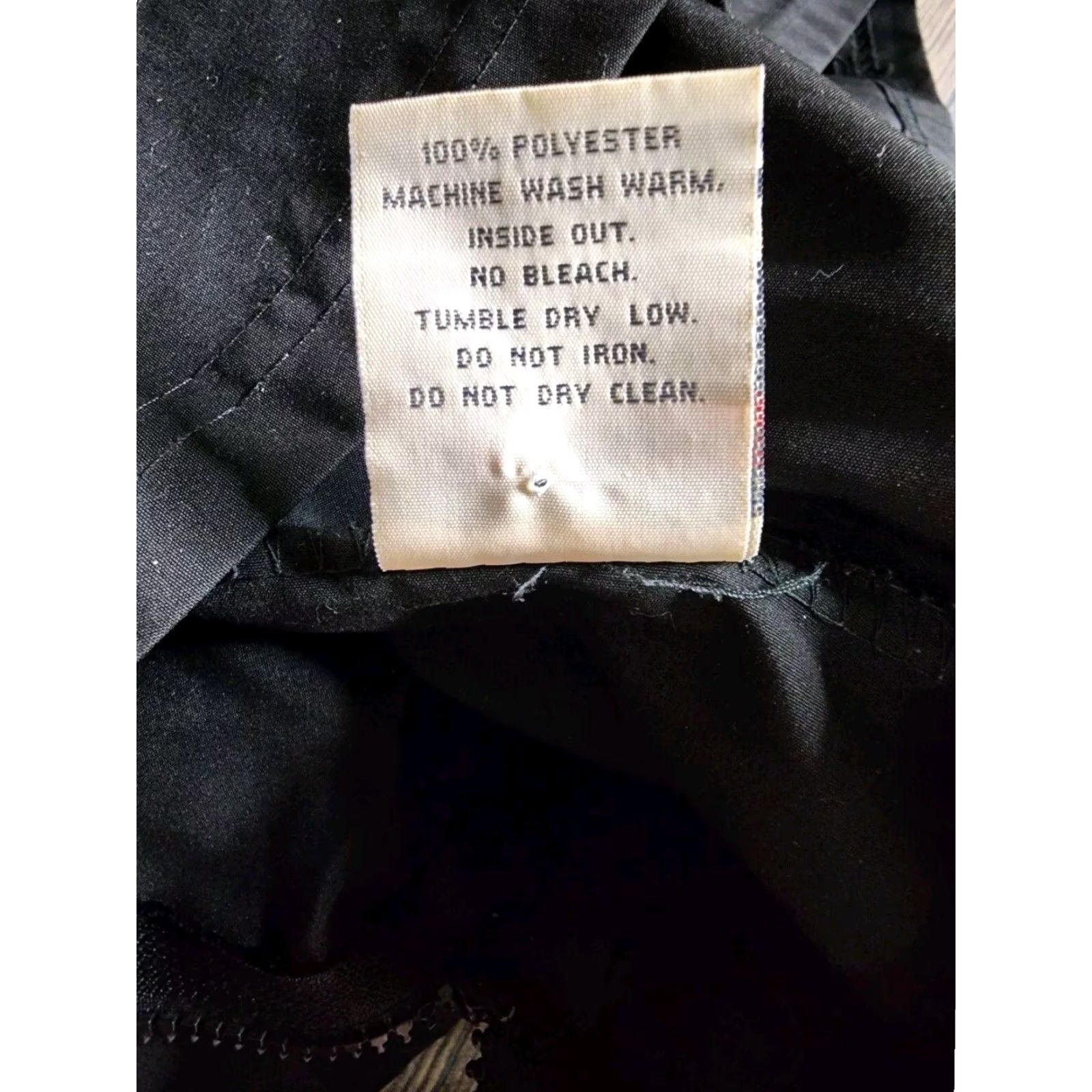 Vintage VINTAGE US Olympic Committee Team USA Windbreaker Hooded Jacket Mens M Black Pockets Zip up Distressed Size US M / EU 48-50 / 2 - 6 Thumbnail