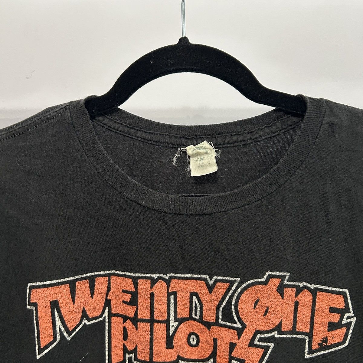 Other Twenty One Pilots Graphic Band Tshirt Sz Large - "Johnnie" Size US L / EU 52-54 / 3 - 17 Thumbnail