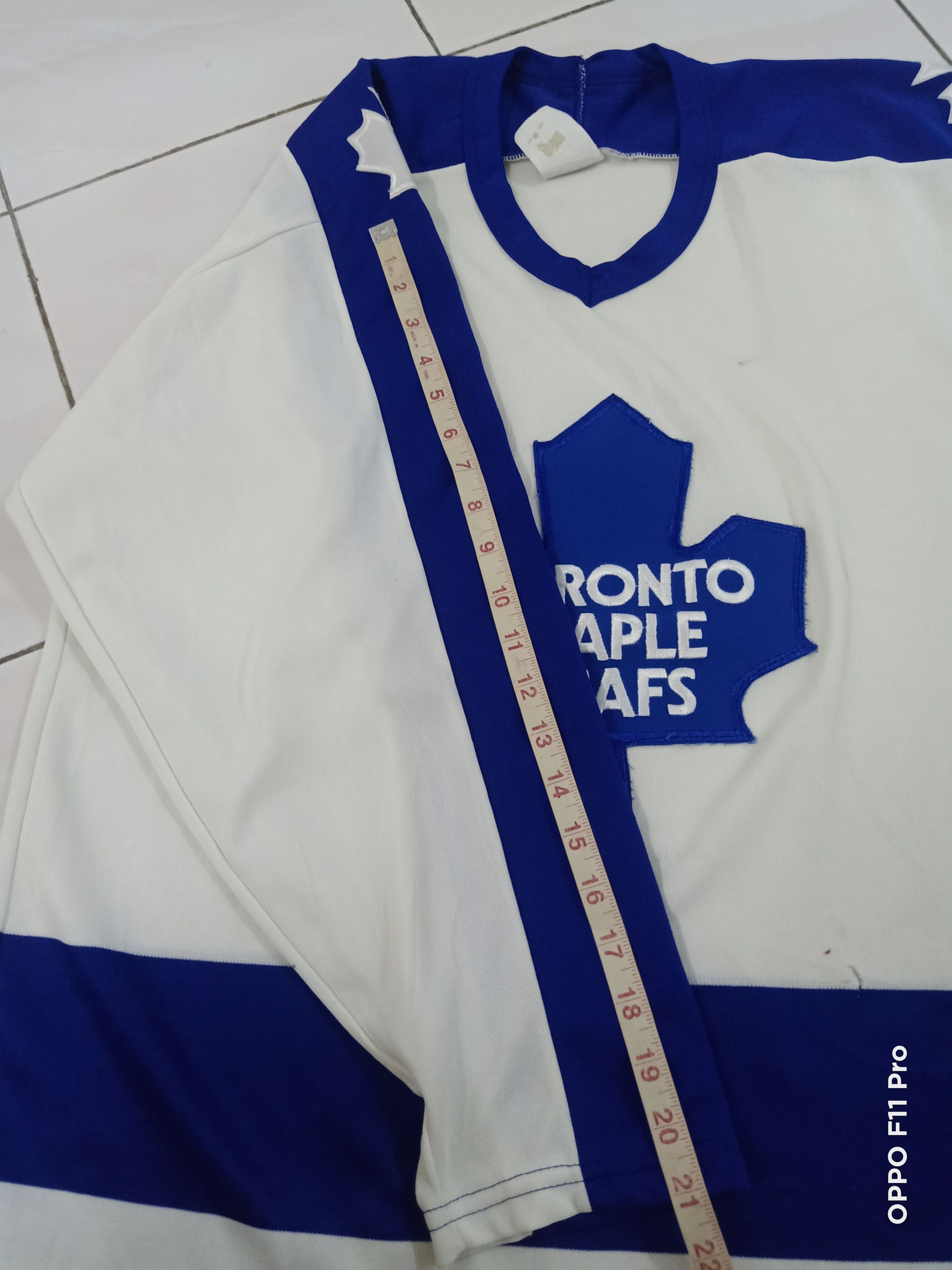 Hockey Skateboards Authentic CCM Late 80s Toronto Maple Leaf Size US L / EU 52-54 / 3 - 6 Thumbnail