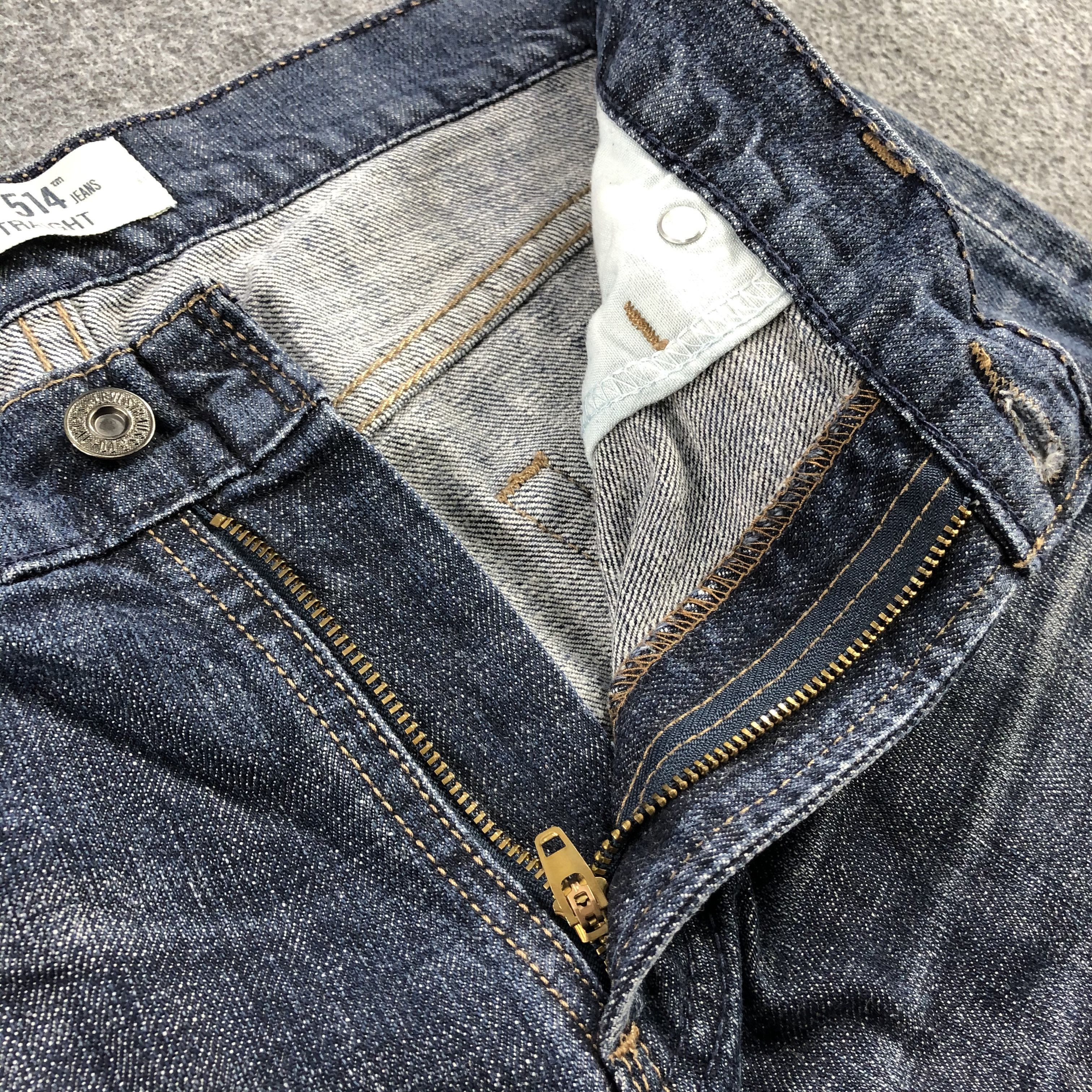 Levi's Vintage Blue Wash Levis 514 Jeans-J2220 Size US 31 - 7 Thumbnail