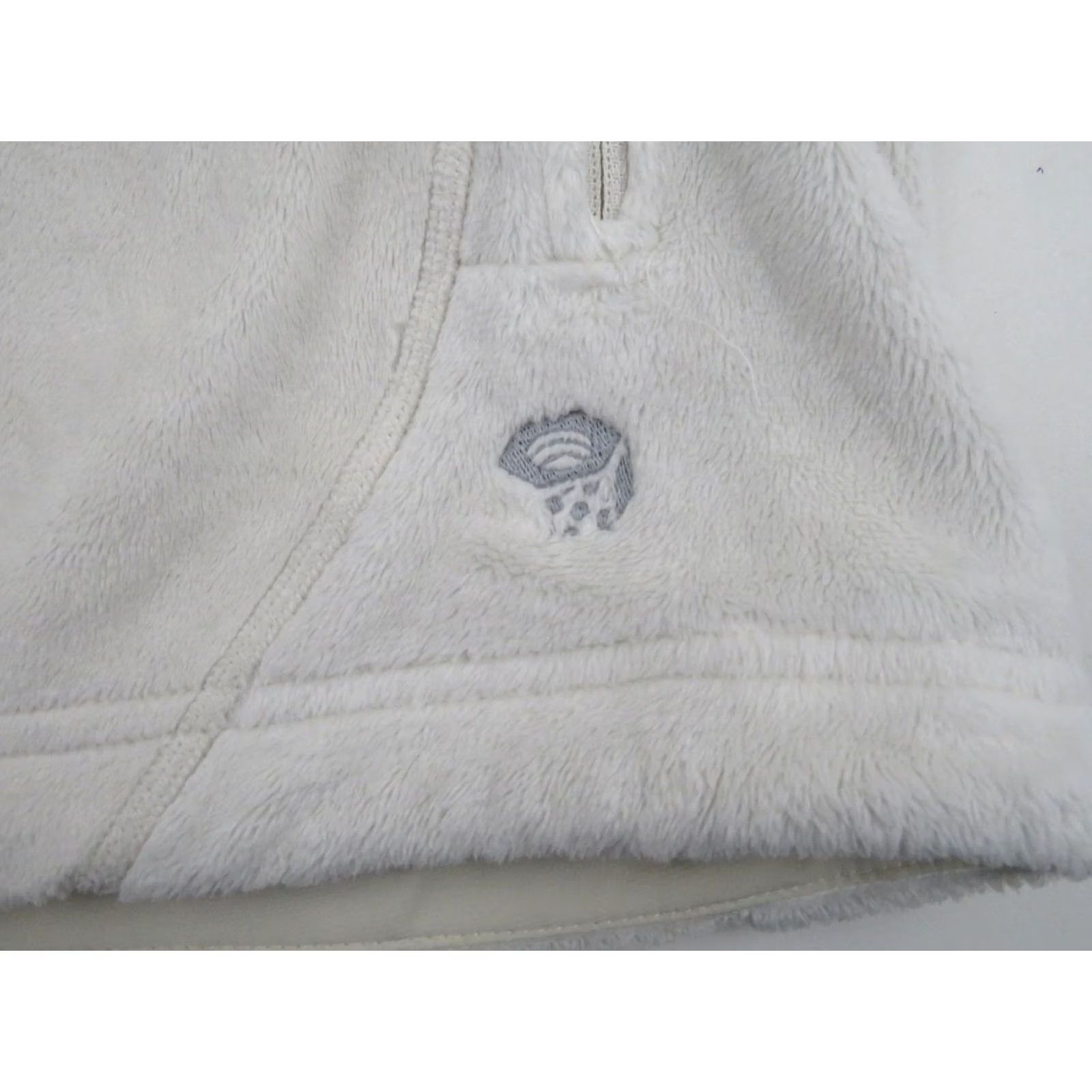 Mountain Hardwear VINTAGE Mountain Hardwear Windstopper Fleece Jacket Womens S White Full Zip Softshell Size S / US 4 / IT 40 - 6 Thumbnail