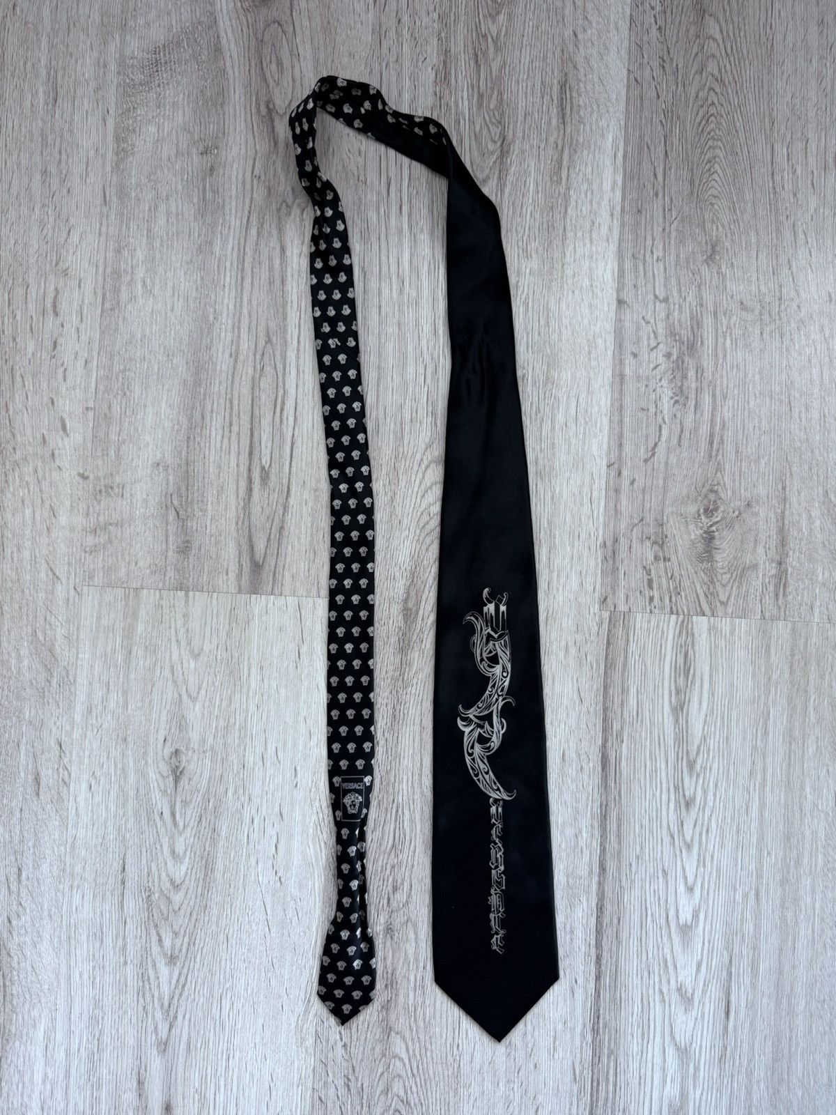 Versace Rare Gianni Versace logo silk tie Size ONE SIZE - 1 Thumbnail