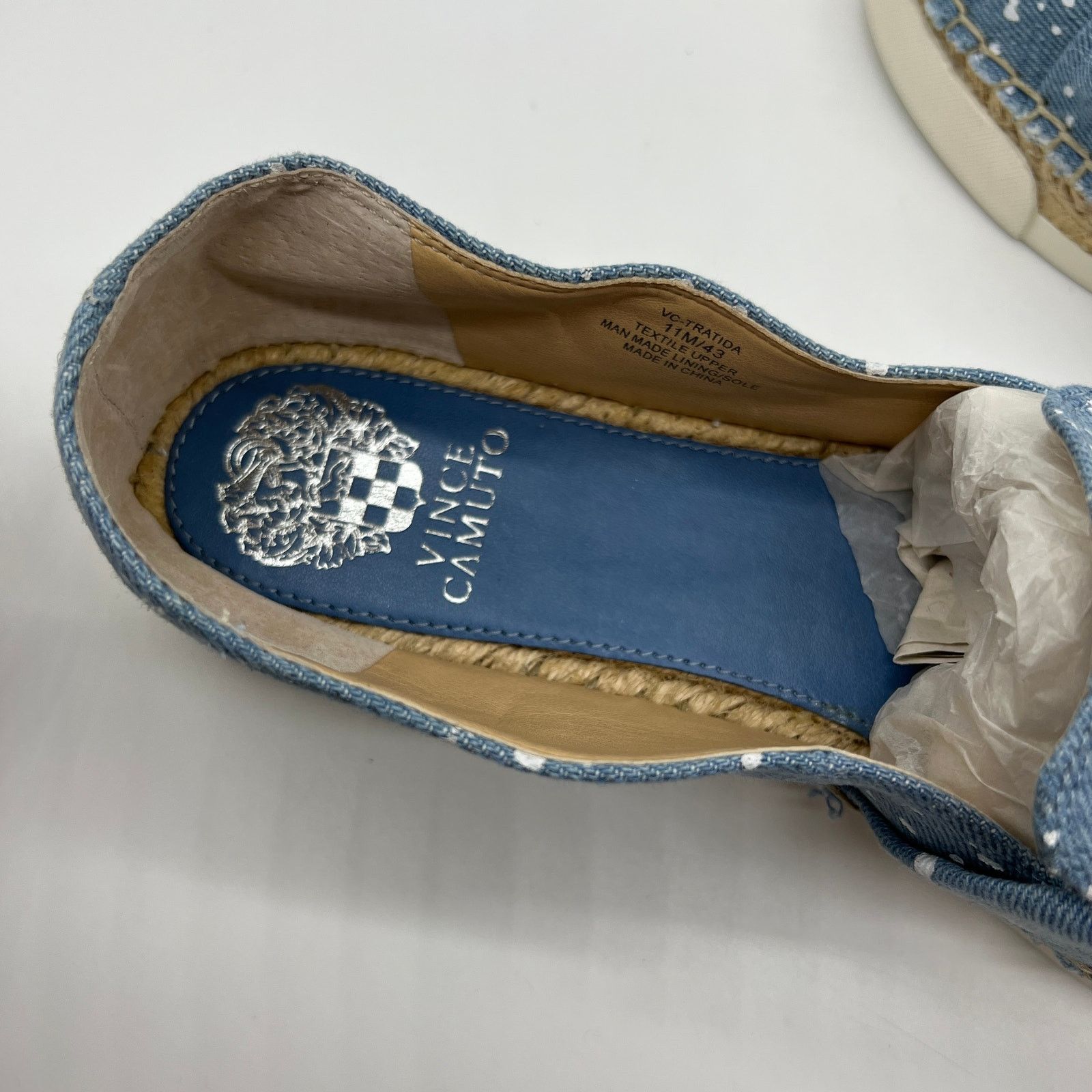 Vince Camuto Vince Camuto Canvas Slip On Size 11M Espadrilles Size US 11 / IT 41 - 10 Thumbnail