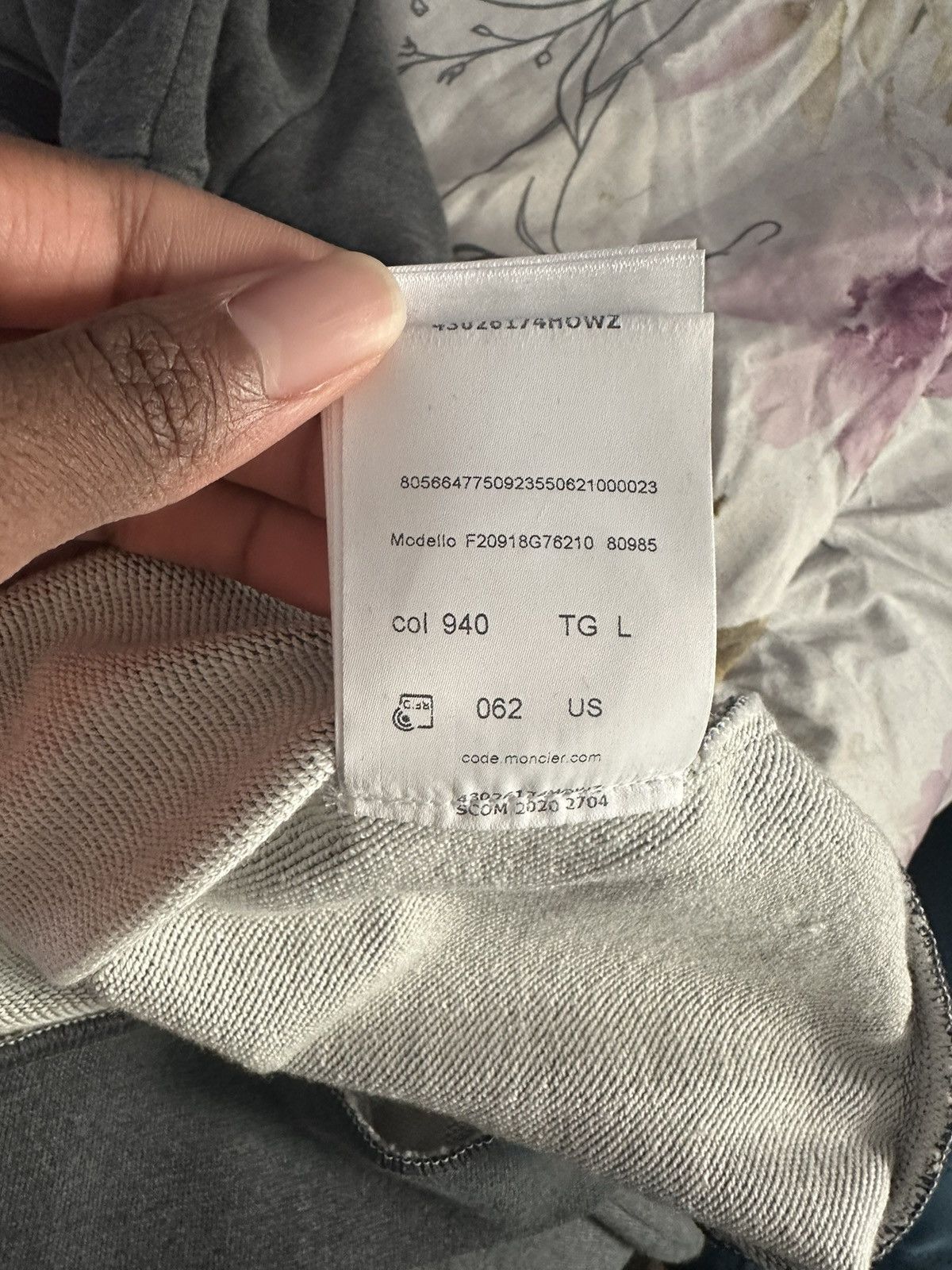 Moncler Moncler long sleeve sweatshirt. Size US L / EU 52-54 / 3 - 6 Thumbnail