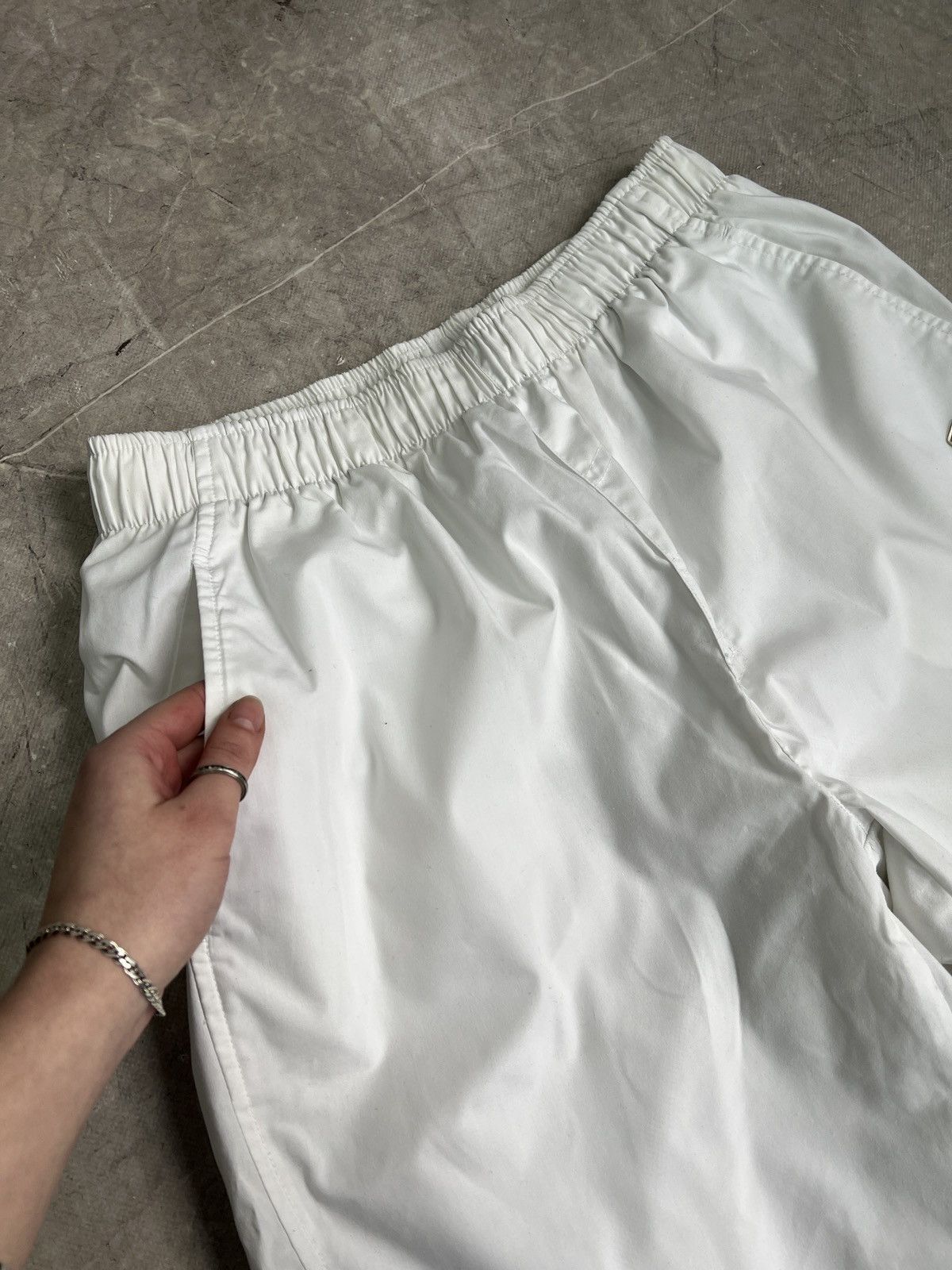 Nike Nike nylon wide leg TN streetwear drill shorts y2k Size US 34 / EU 50 - 4 Thumbnail