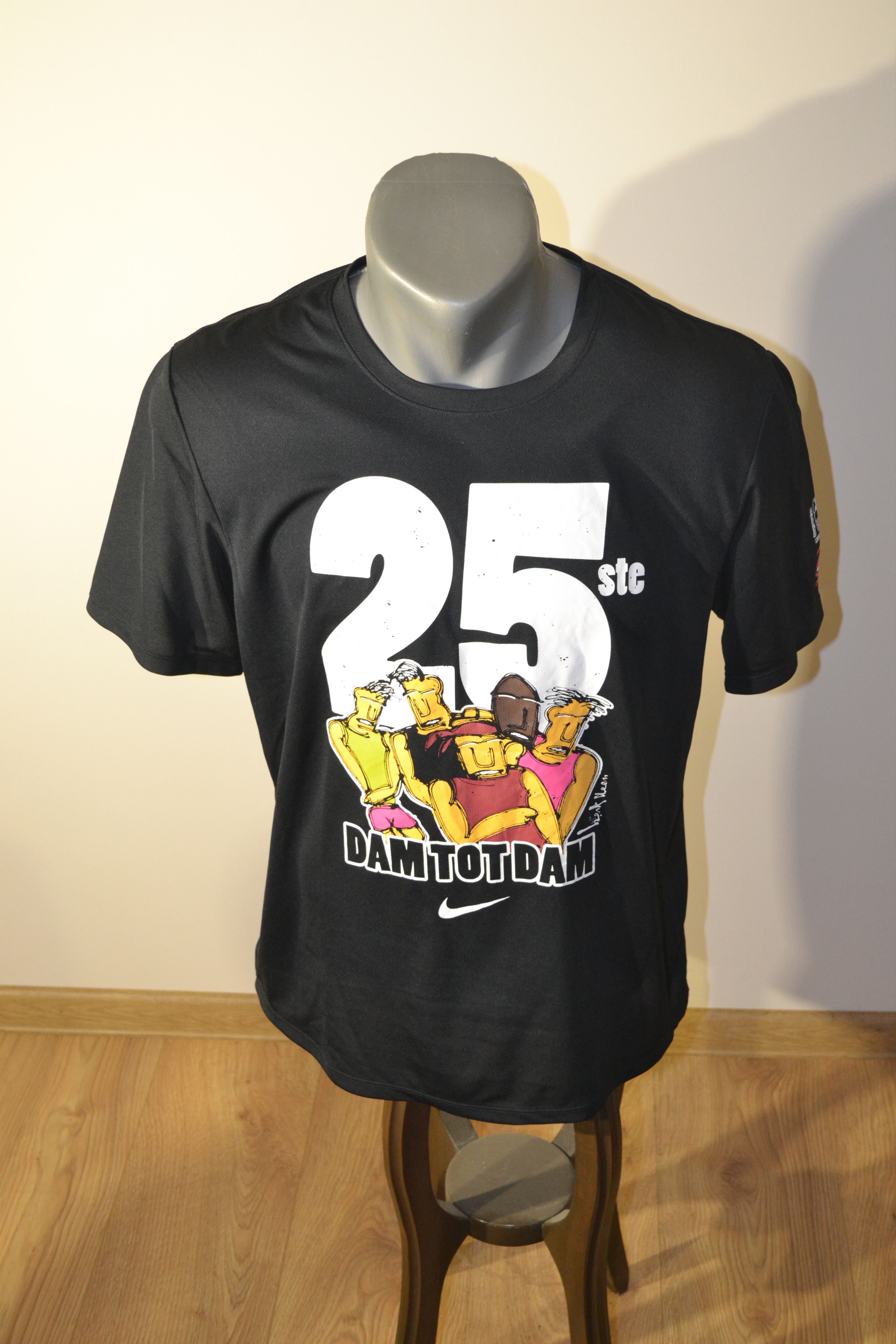 Nike Rare Nike “Dam tot Dam” graphic t-shirt! “JUST DO IT” Size US M / EU 48-50 / 2 - 2 Thumbnail