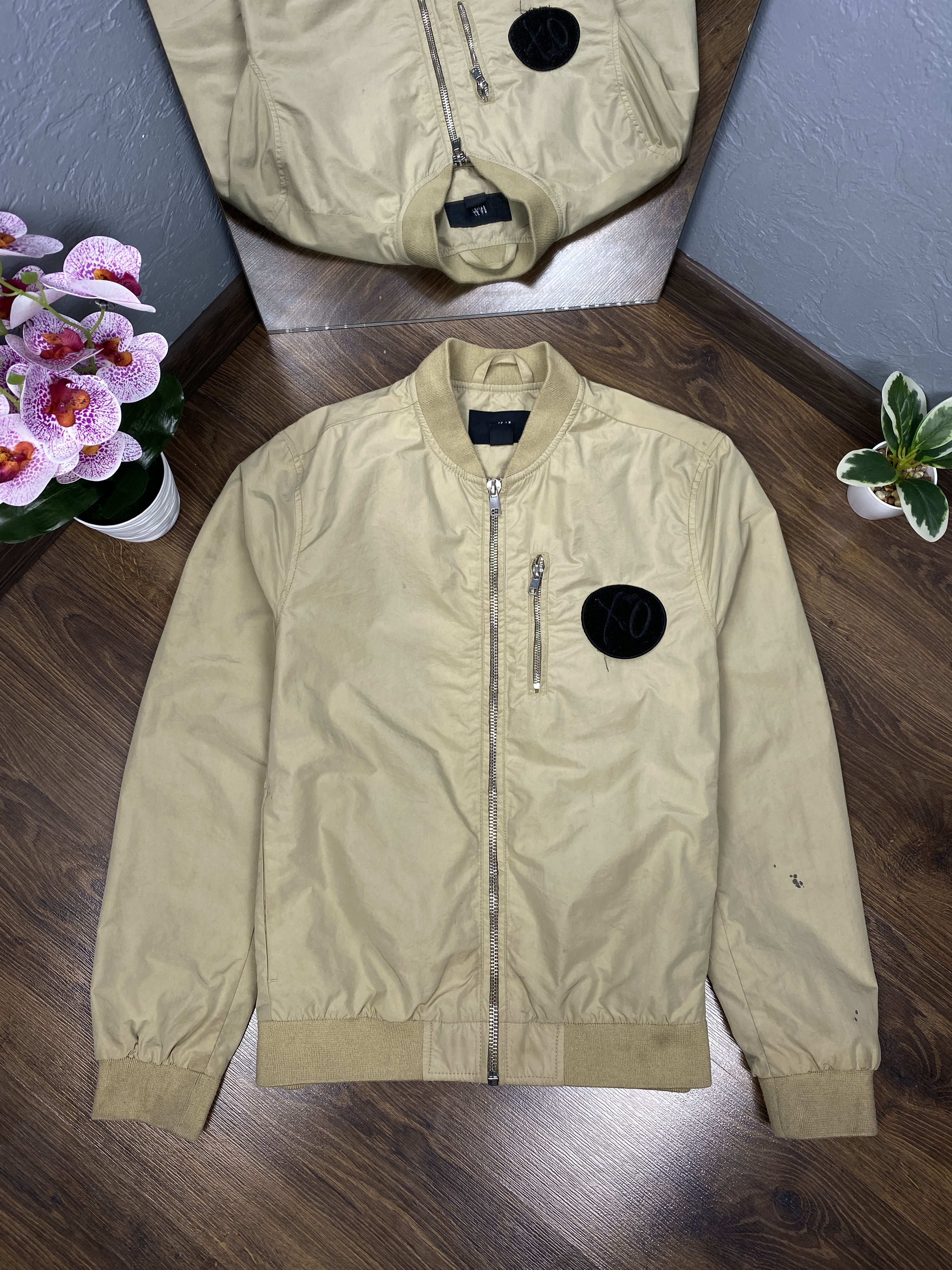 H&M The Weeknd H&M XO Nylon Bomber Jacket Big Logo Size US S / EU 44-46 / 1 - 5 Thumbnail