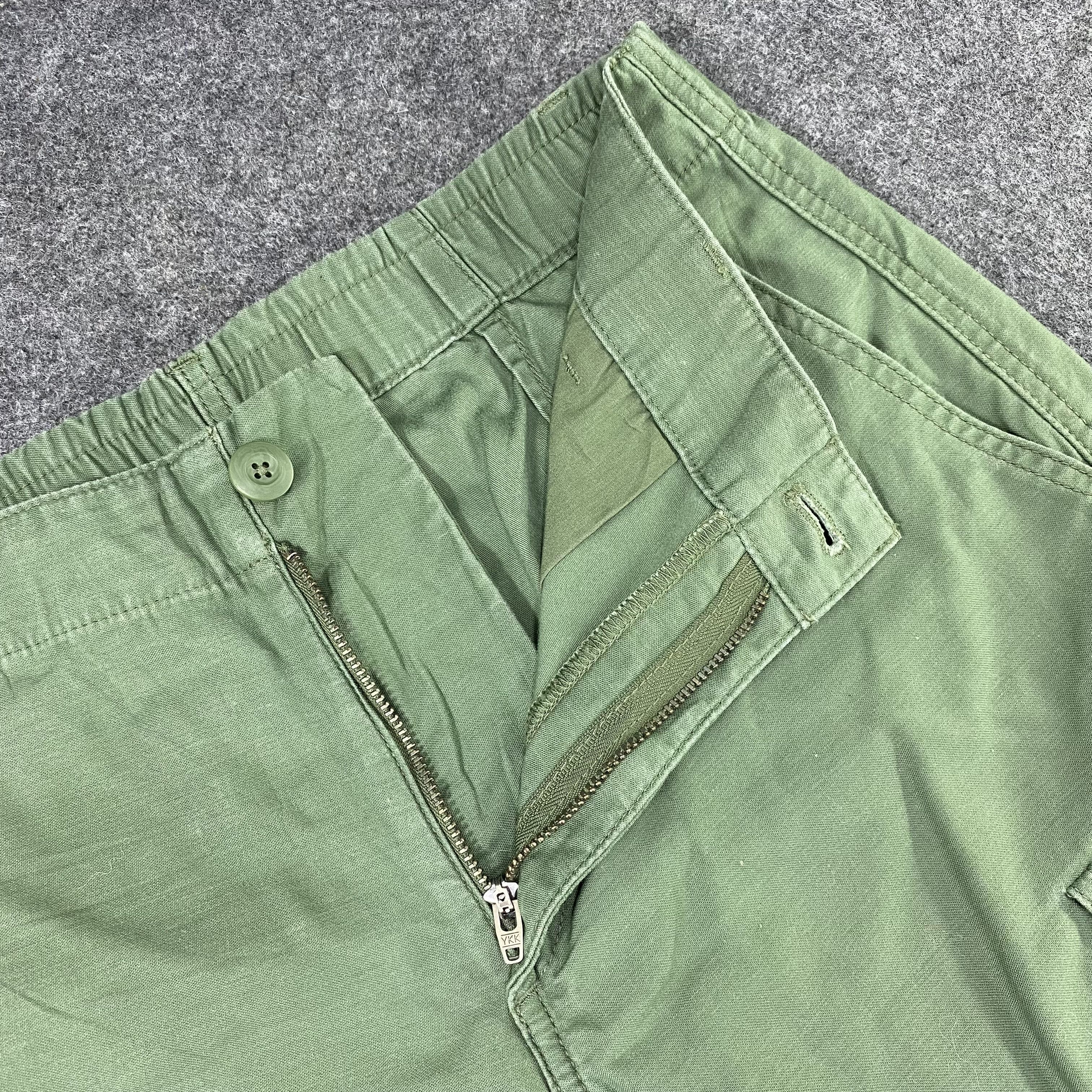 Uniqlo Green cargo pants -C030 Size US 31 - 9 Thumbnail