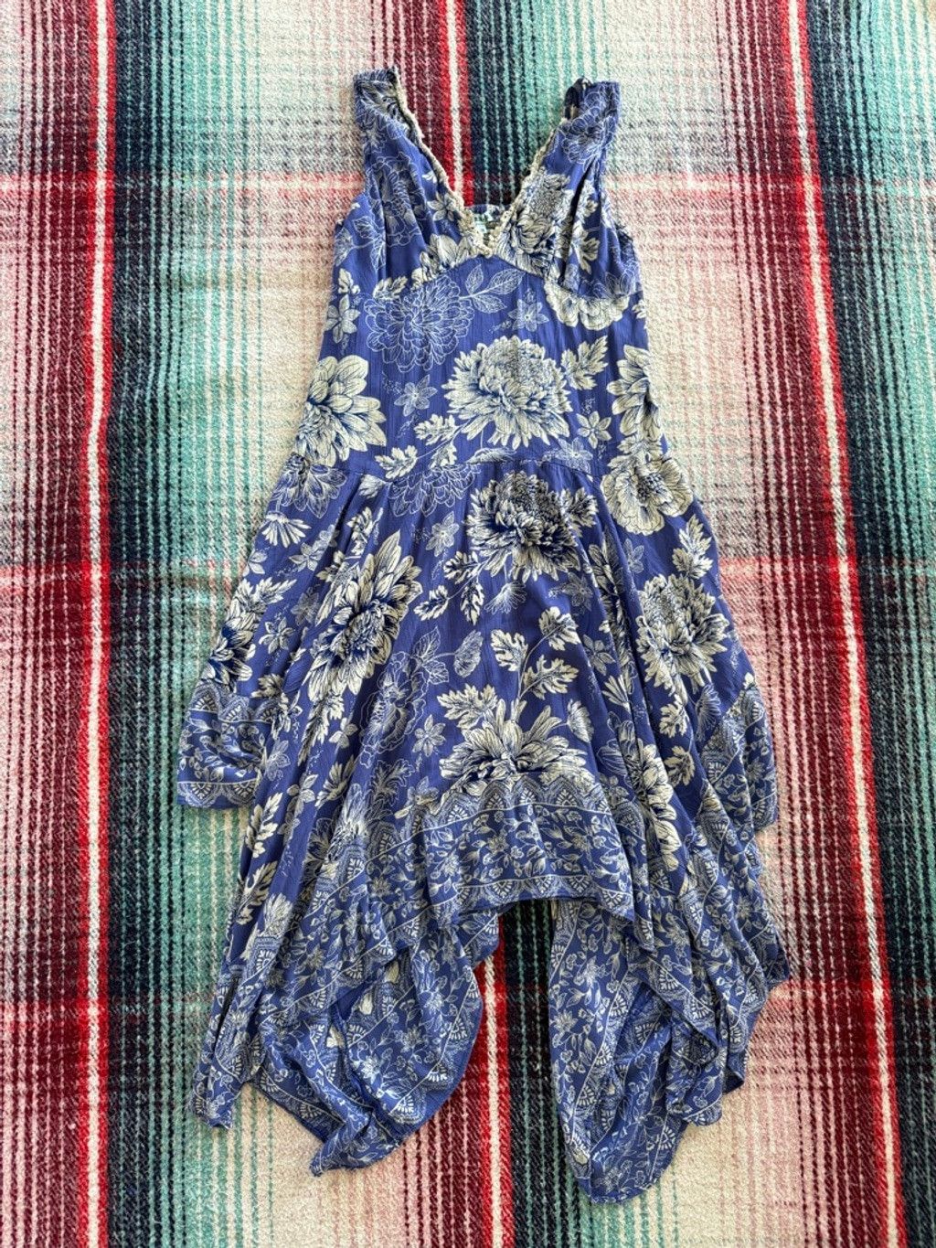 Vintage Women's Nostalgia Blue & White Floral Asymmetrical Rayon Wra Size M / US 6-8 / IT 42-44 - 1 Thumbnail