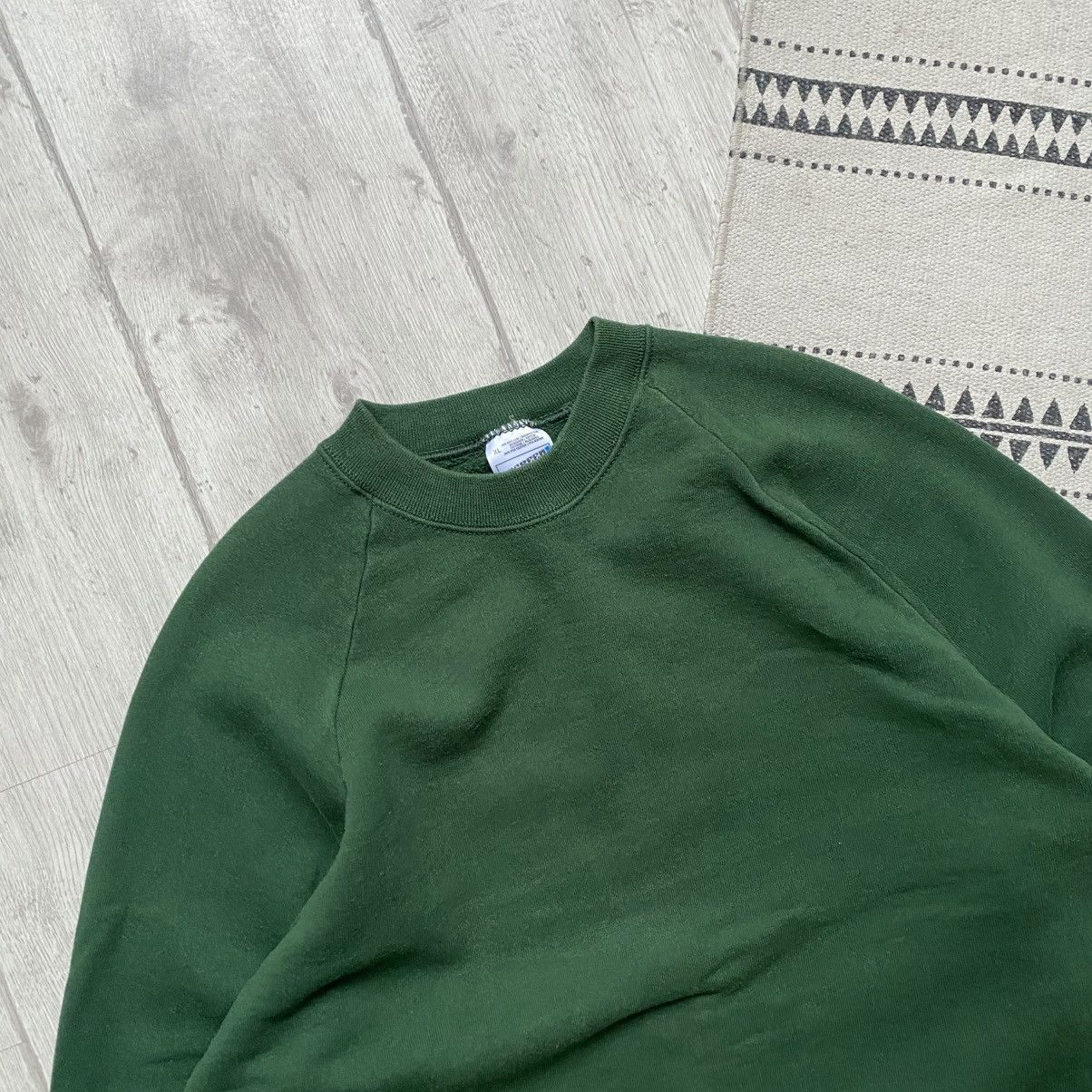 Hanes 🥦 Vintage 90s Green Blank Sweatshirt Screen Stars Crewneck Size US L / EU 52-54 / 3 - 2 Thumbnail