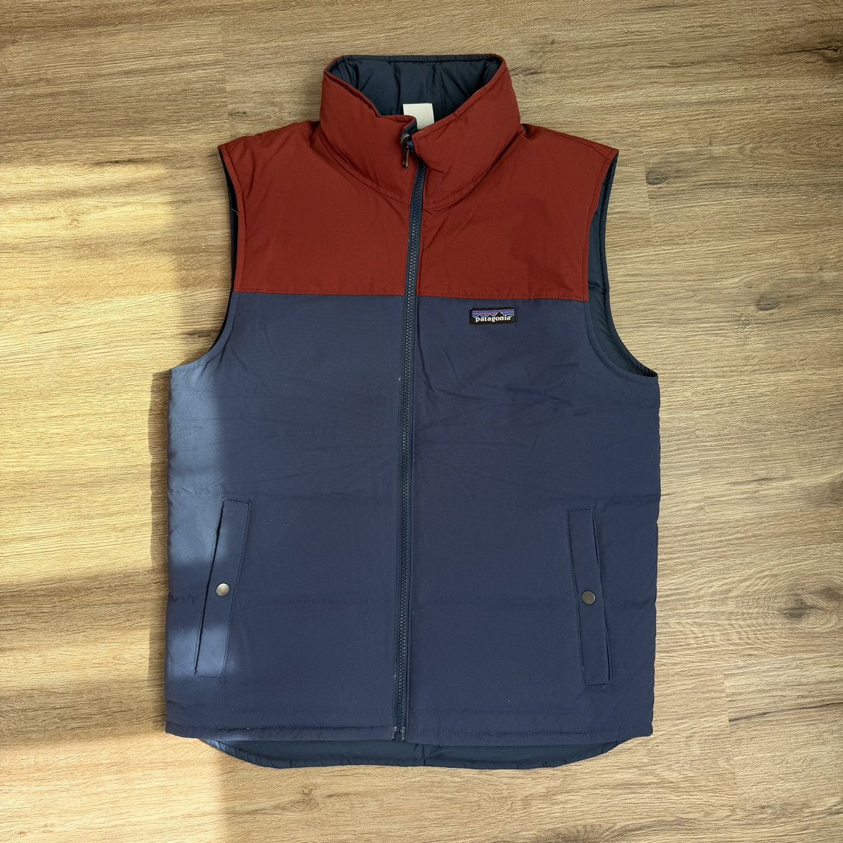 Patagonia Patagonia Reversible Down Vest Blue Red Vintage Size US S / EU 44-46 / 1 - 1 Thumbnail
