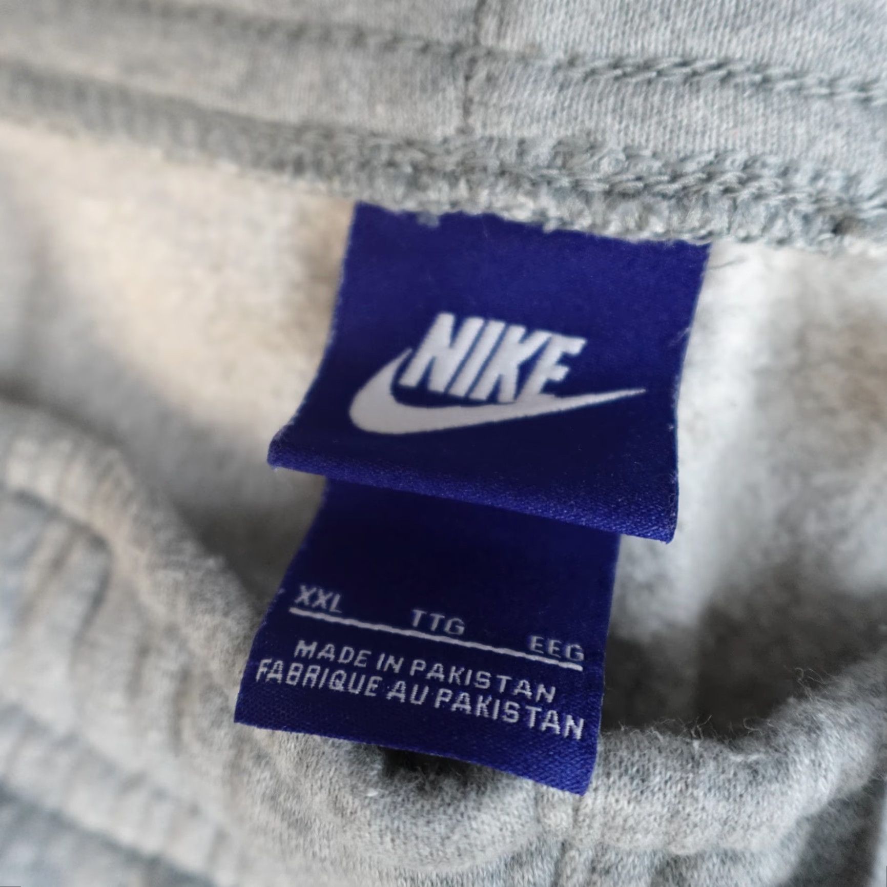 Nike Nike Mens Pants 2XL Gray Solid Pull Drawstring Jogger Fleece Club Pants 804408-063 Size US 39 - 7 Thumbnail