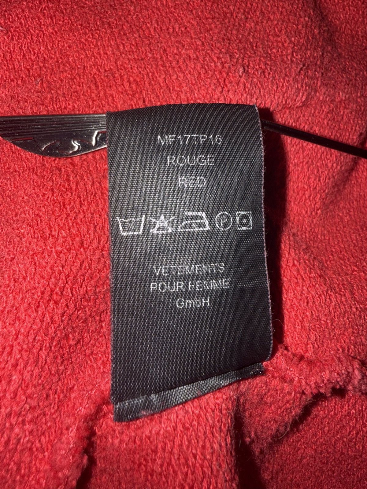 Vetements Vetements “Official Fake” Seoul Exclusive OG Metal Hoodie Size US M / EU 48-50 / 2 - 12 Thumbnail
