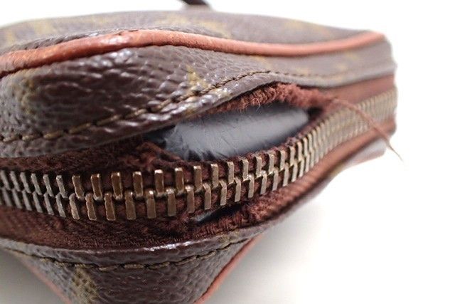 Louis Vuitton LV Mini Danube Crossbody Bag Monogram Canvas M45268 Size ONE SIZE - 7 Thumbnail