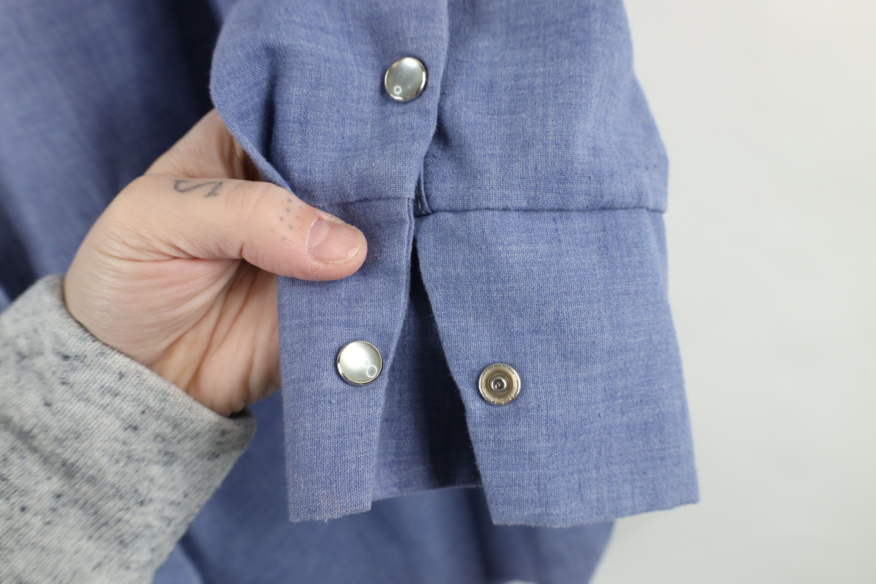 Vintage Vintage 60s Streetwear Cowgirl Chambray Snap Button Shirt Size XXL / US 16-18 / IT 52-54 - 6 Thumbnail