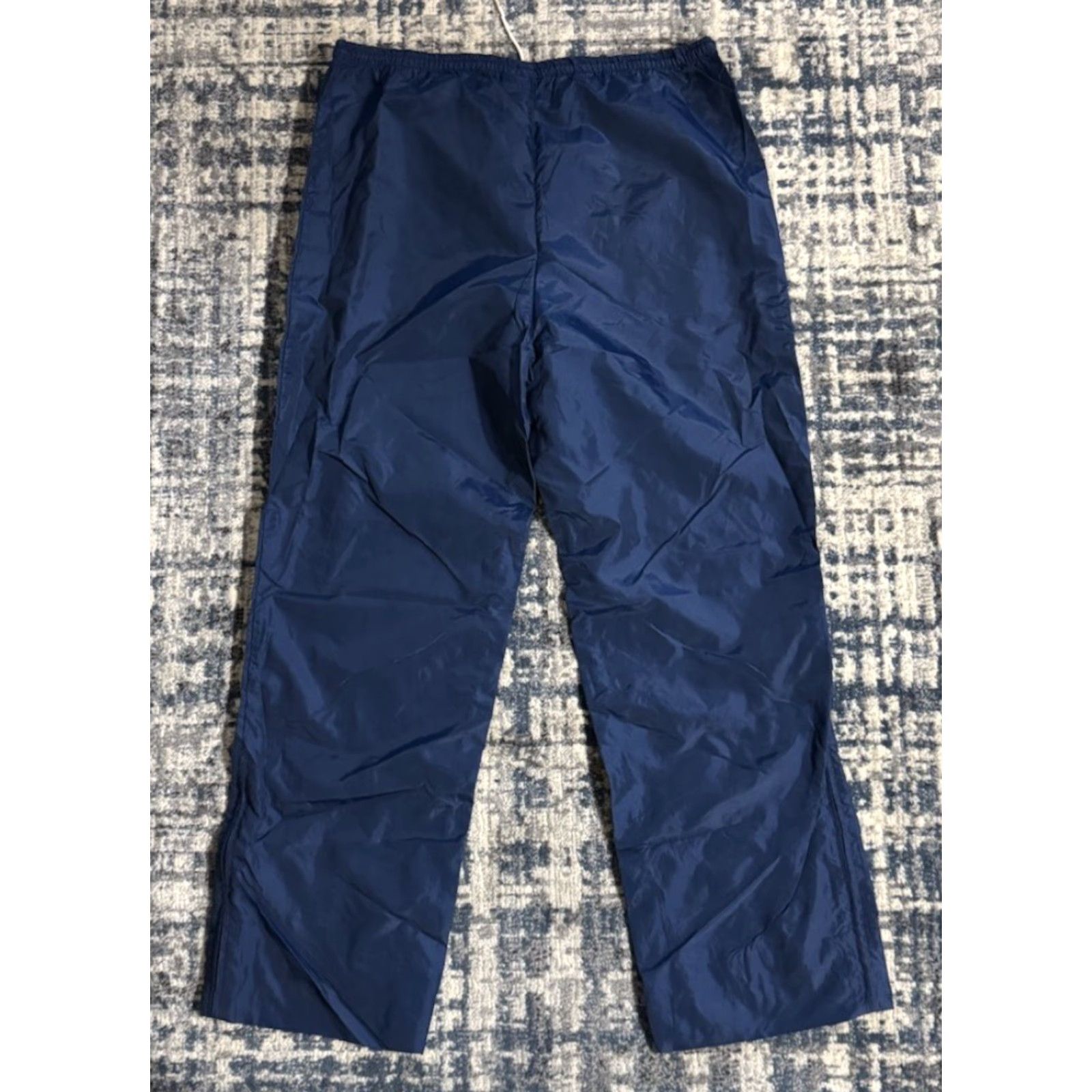 Nike VINTAGE Nike Blue Tag Nylon Jogger Track Pants Mens L 80s Sports Basketball Nylon Lightweight Elastic Waist 28.5in Inseam USA Jeans/Pants Size US 33 - 5 Thumbnail