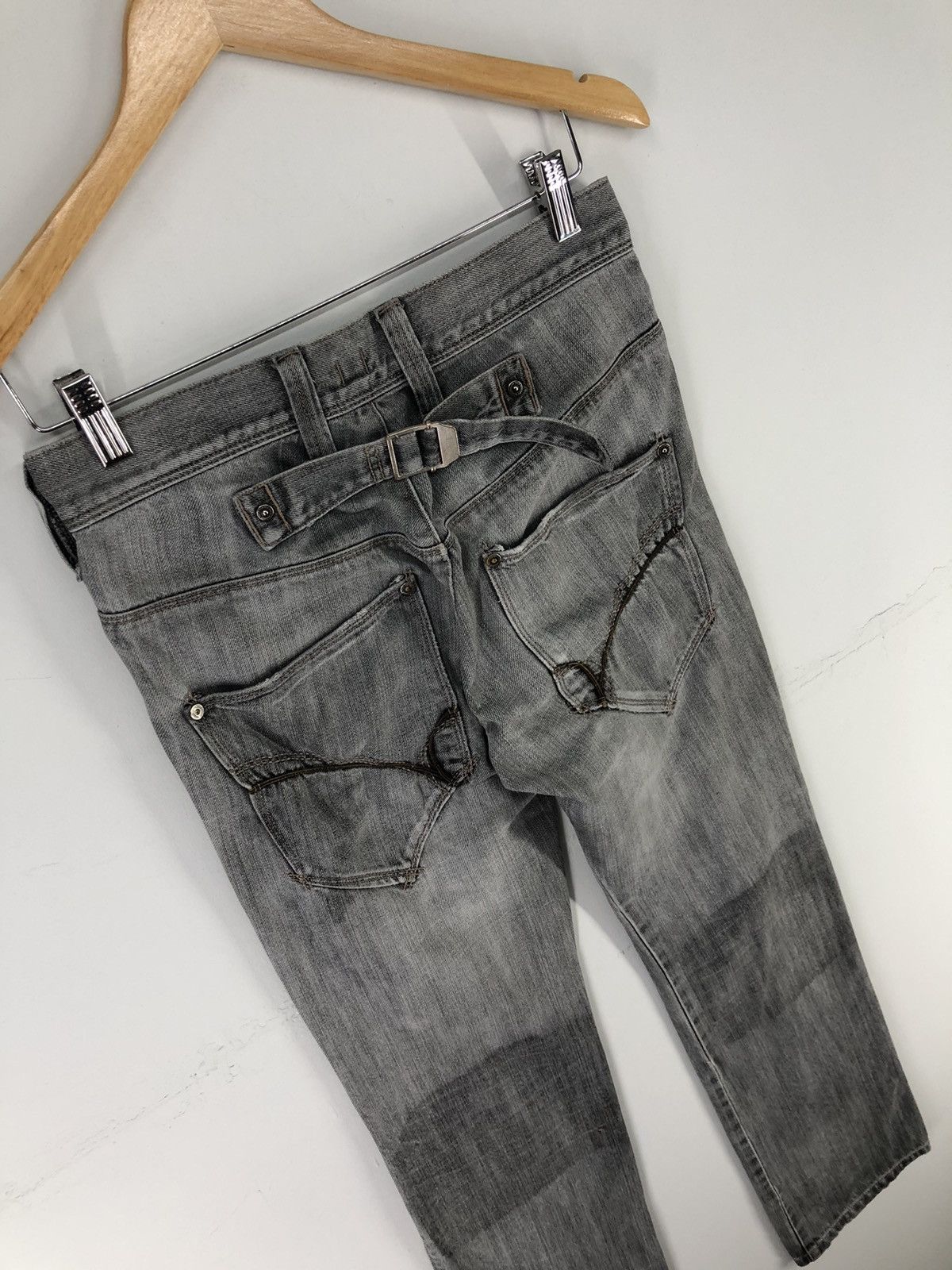 Japanese Brand × Seditionaries Japanese Brand Back Number Buckle Back Light Wash Jeans Size US 28 / EU 44 - 12 Thumbnail