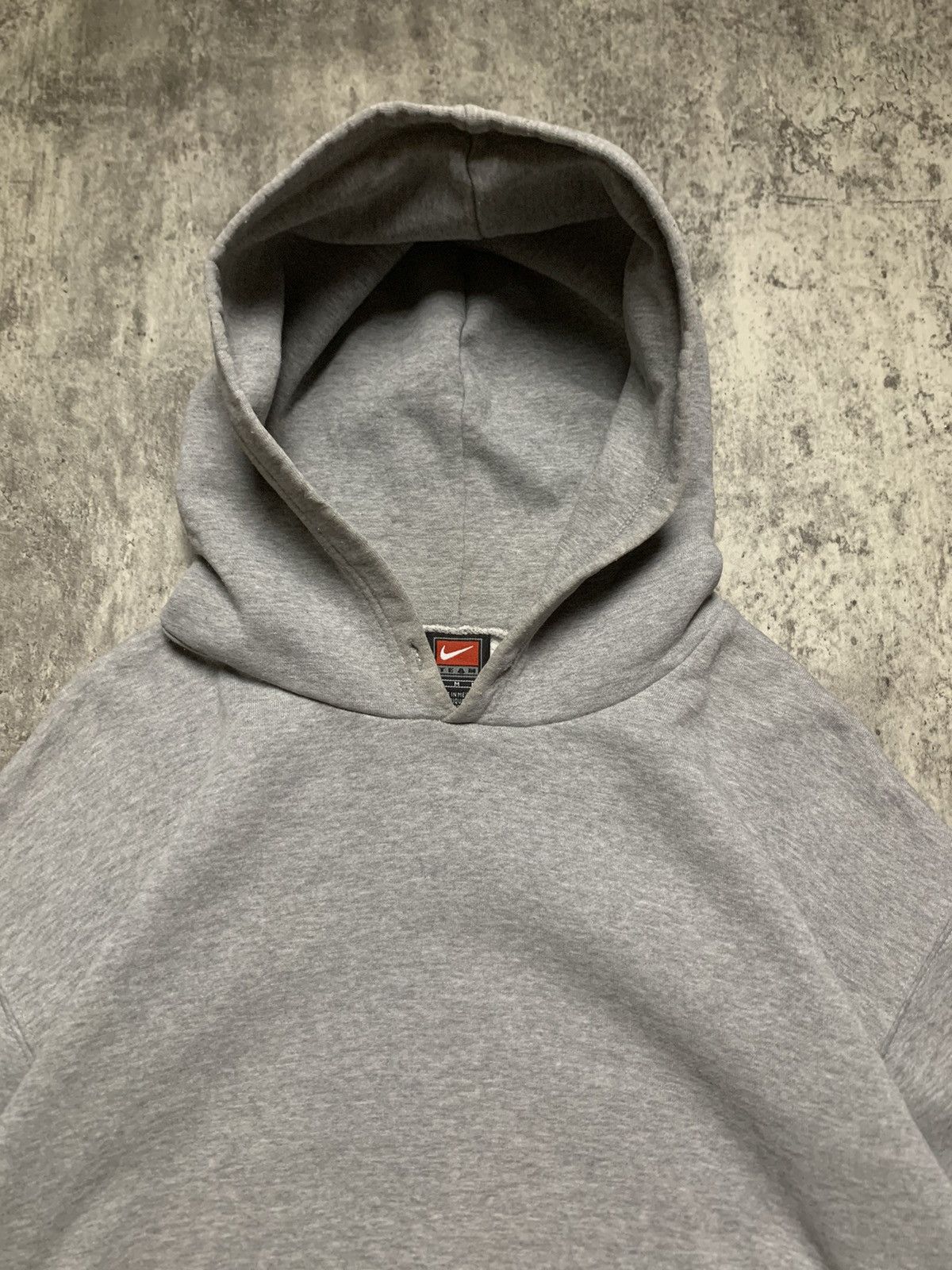 Nike Vintage 90’s Distressed Nike Center Logo Boxy Cut Tag Team Size US M / EU 48-50 / 2 - 3 Thumbnail