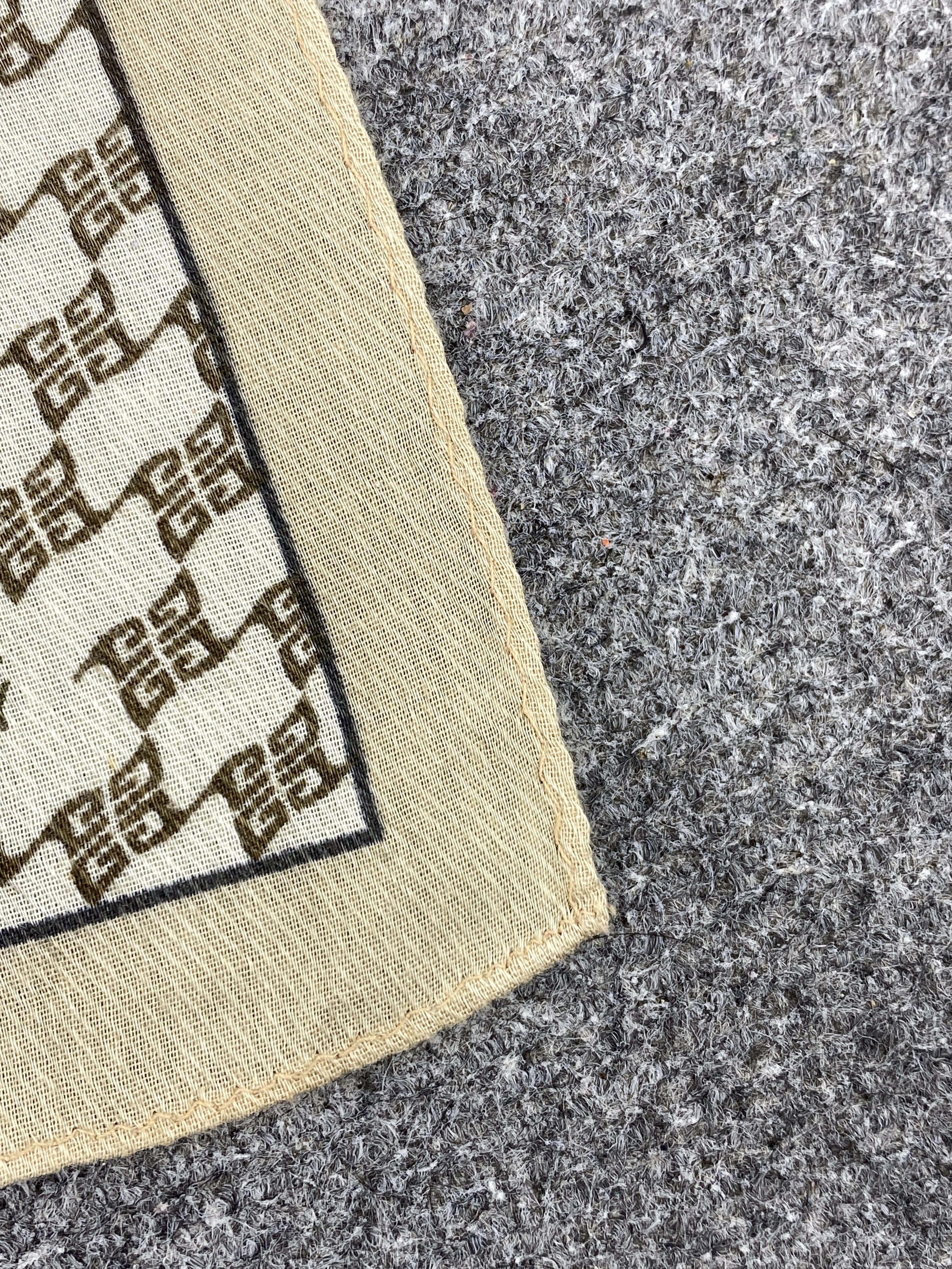 Givenchy Vintage Givenchy Handkerchief / Neckerchief KT0289 Size ONE SIZE - 6 Thumbnail