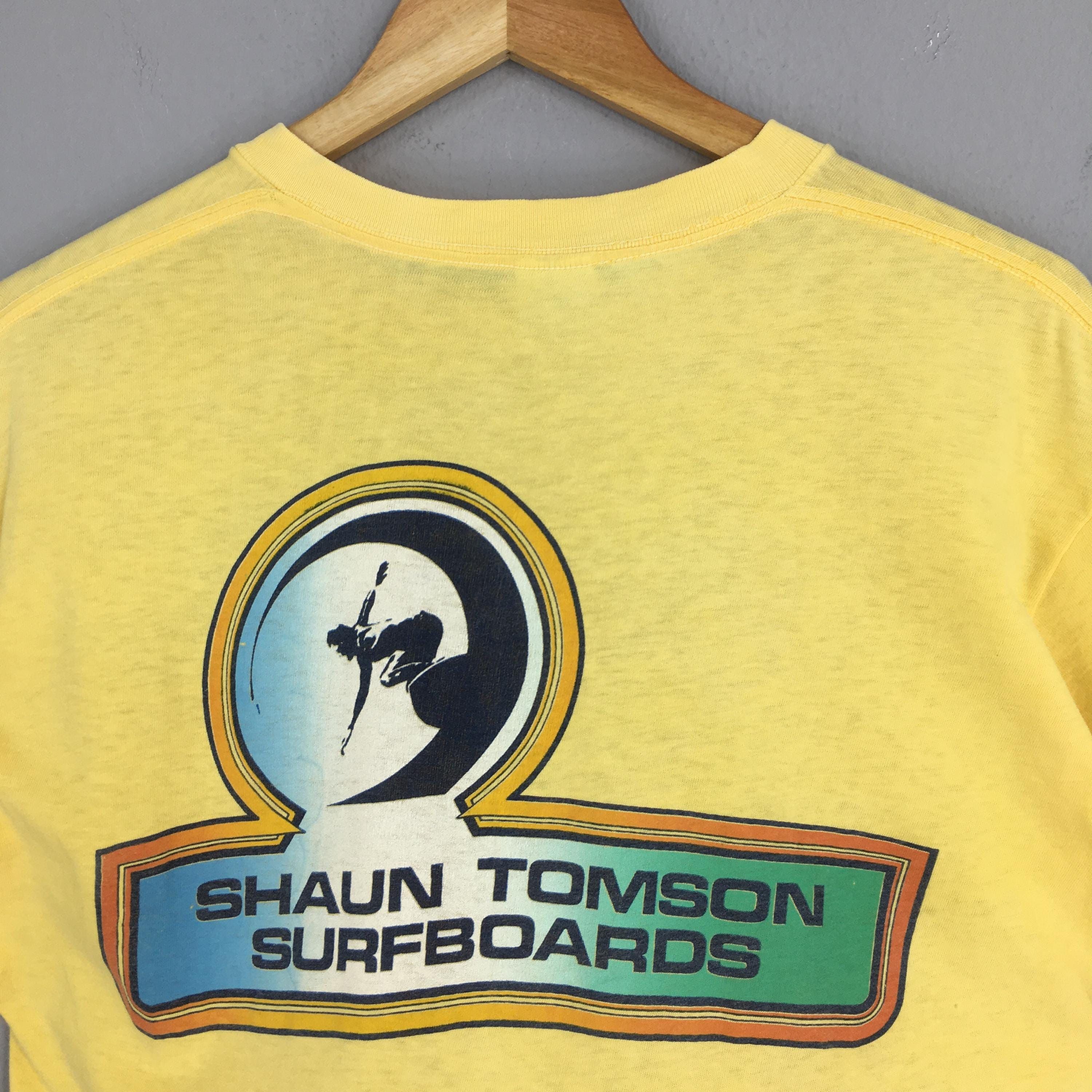 Lightning Bolt × Vintage Vintage 80's Shaun Tomson Surfer Yellow Tshirt Large Size US L / EU 52-54 / 3 - 2 Thumbnail