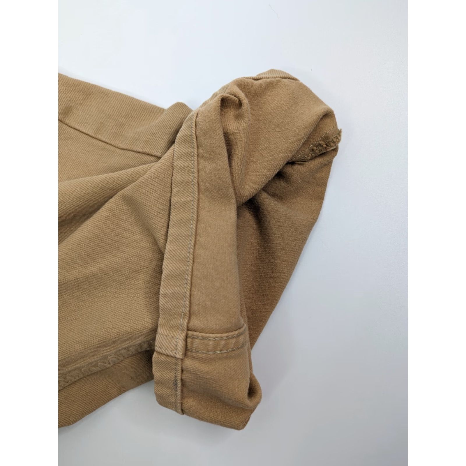 Levi's VINTAGE Levi's 550 Bermuda Shorts/Shorts Denim Bermuda Shorts Khaki Beige 34 Mens Regular Slim Distressed 34 Distressed 34 Size 24" / US 00 / IT 34 - 7 Thumbnail