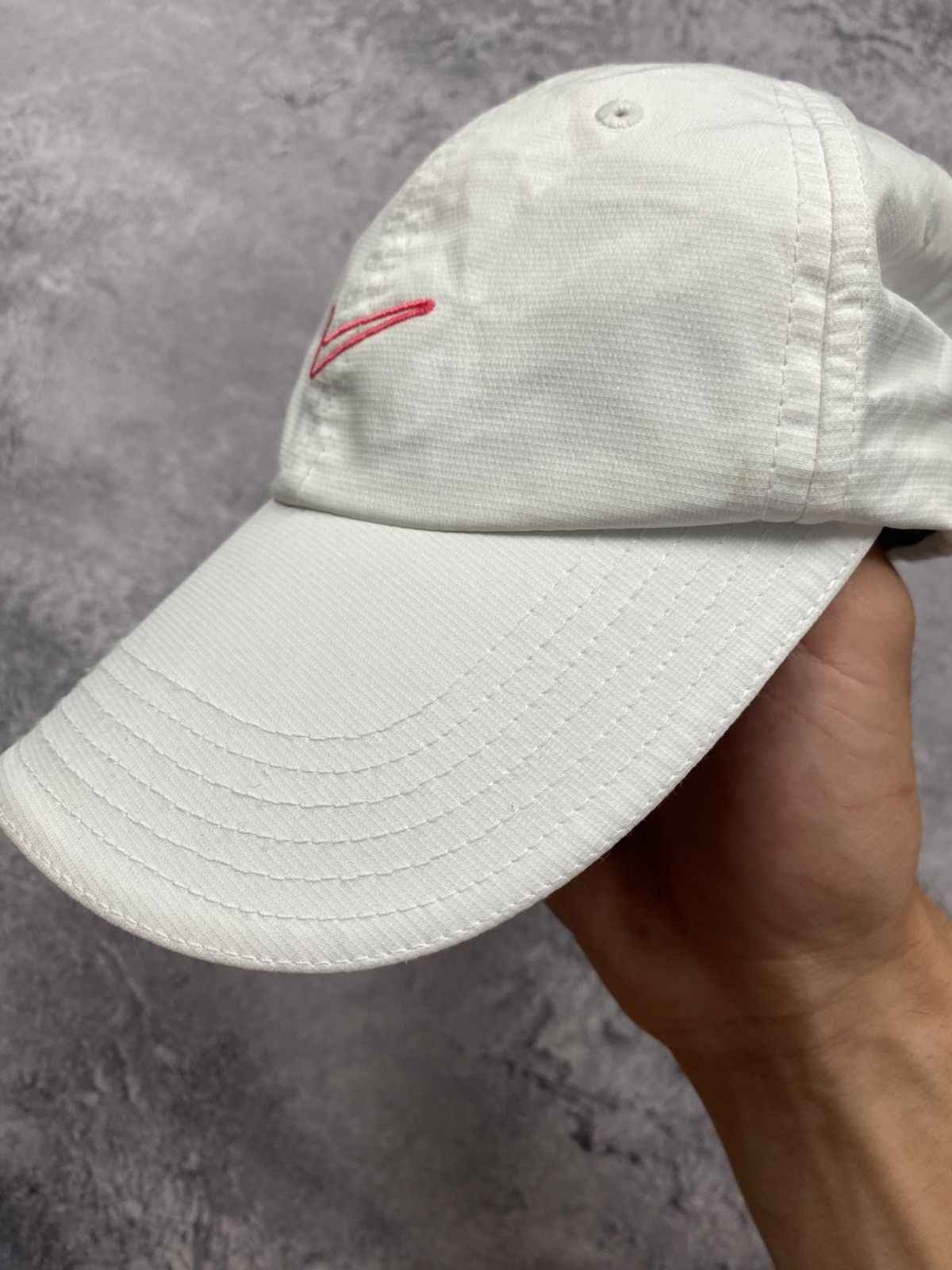 Nike Vintage Nike Golf Cap Hat Pink Embroidered Swoosh Y2K Logo Size ONE SIZE - 6 Thumbnail
