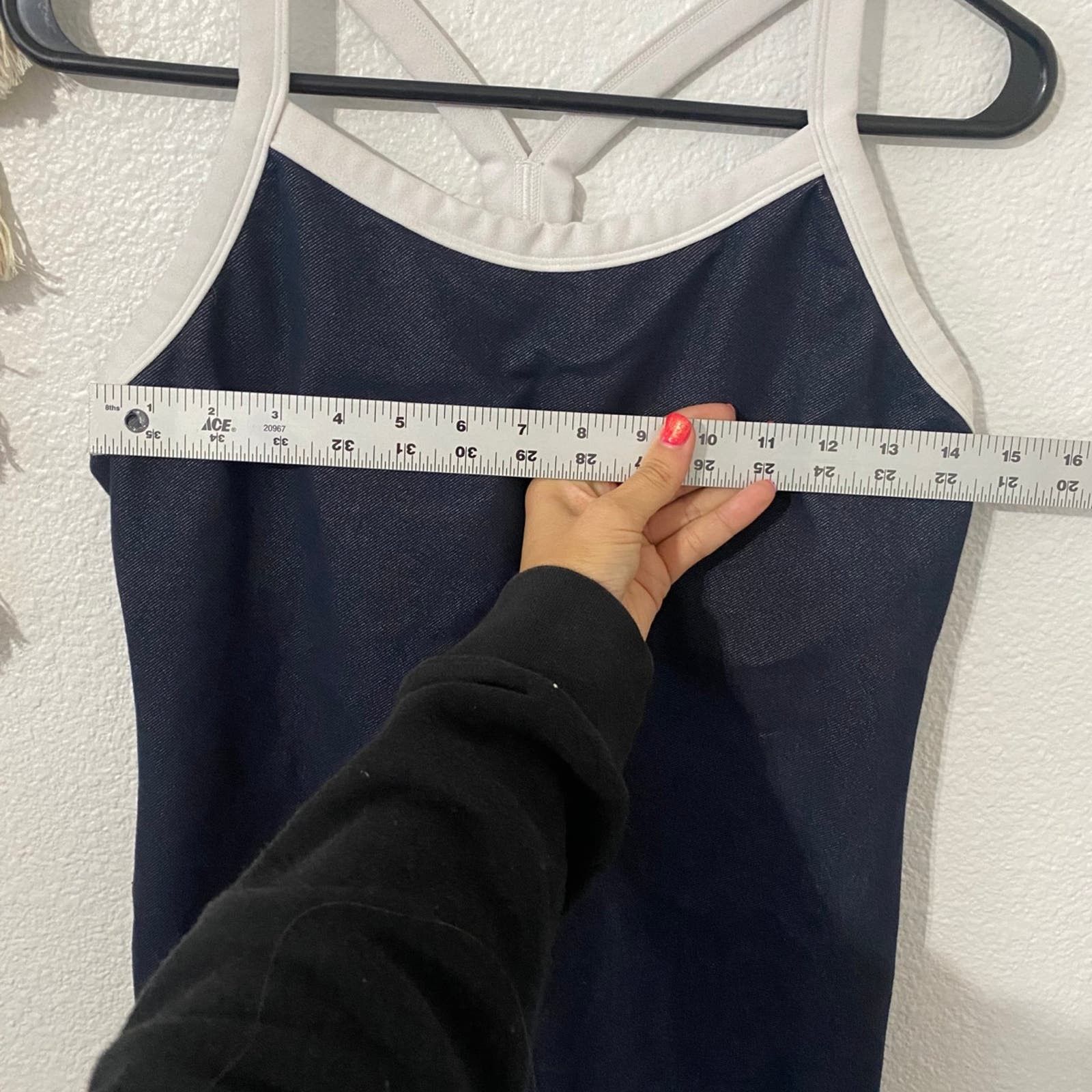 Lululemon lululemon tank top size 10 Size L / US 10 / IT 46 - 6 Thumbnail