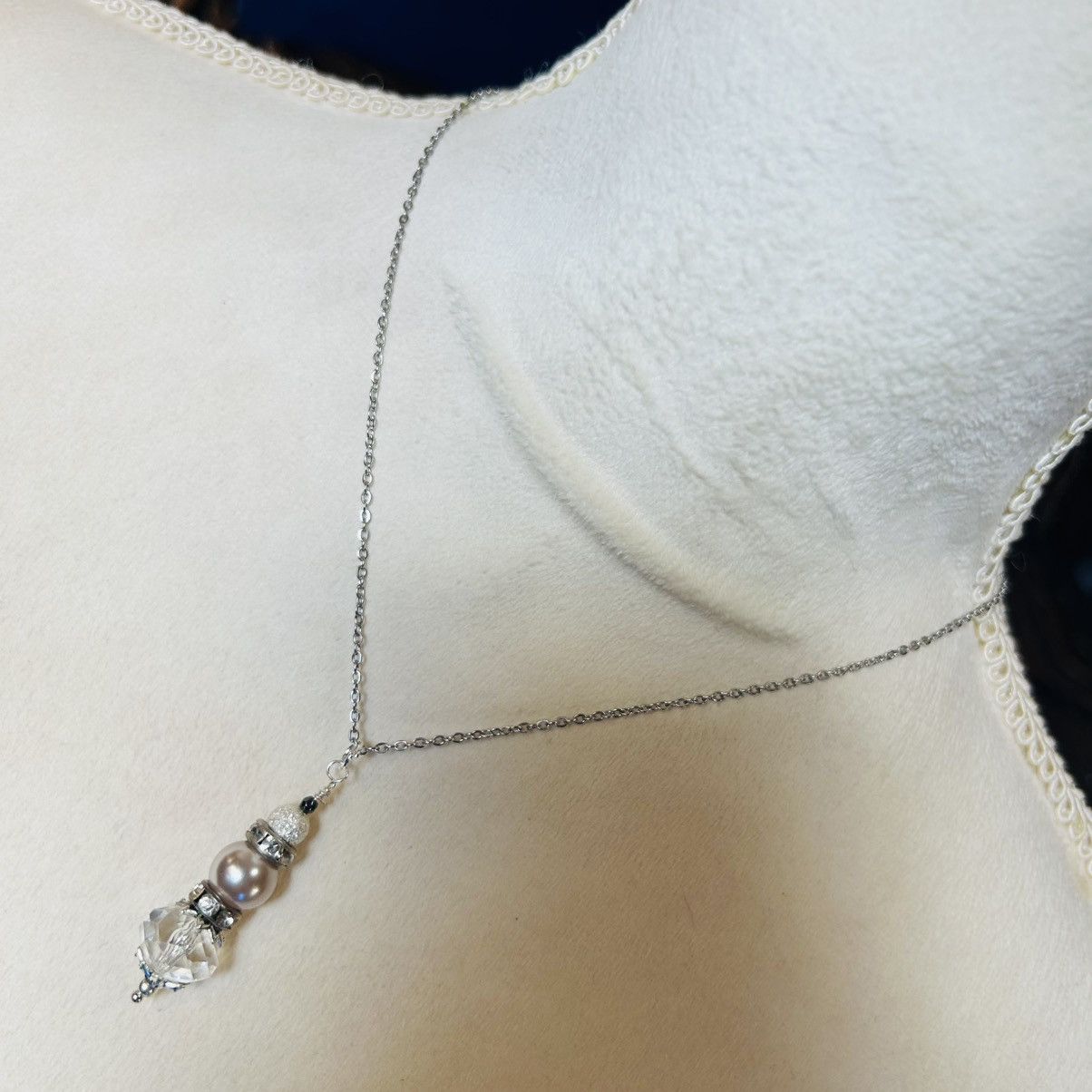 Handmade Handcrafted vintage bead drop pendant on chain necklace Size ONE SIZE - 2 Thumbnail